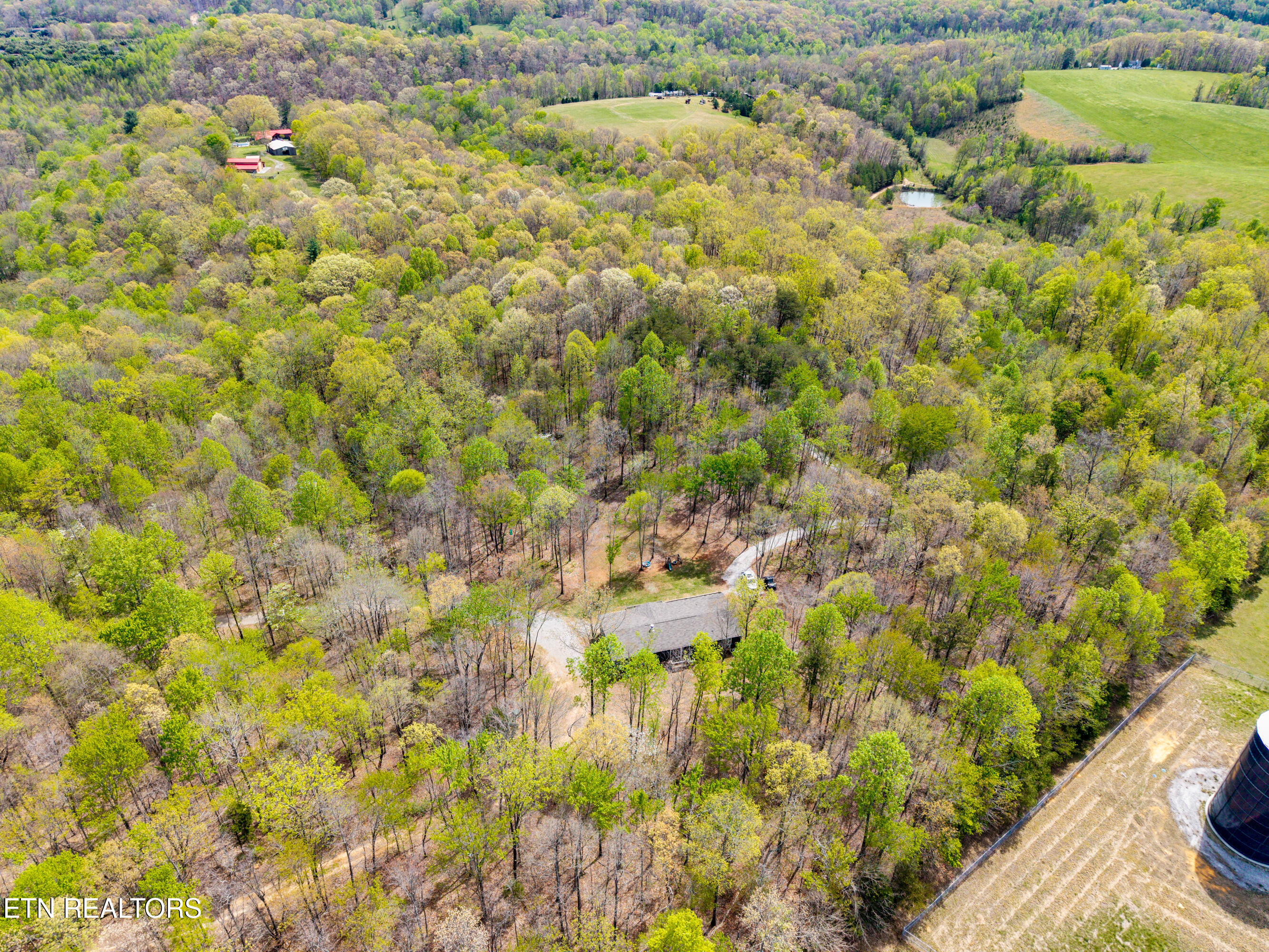 702 Dogwood Valley Road Kingston TN 37763
