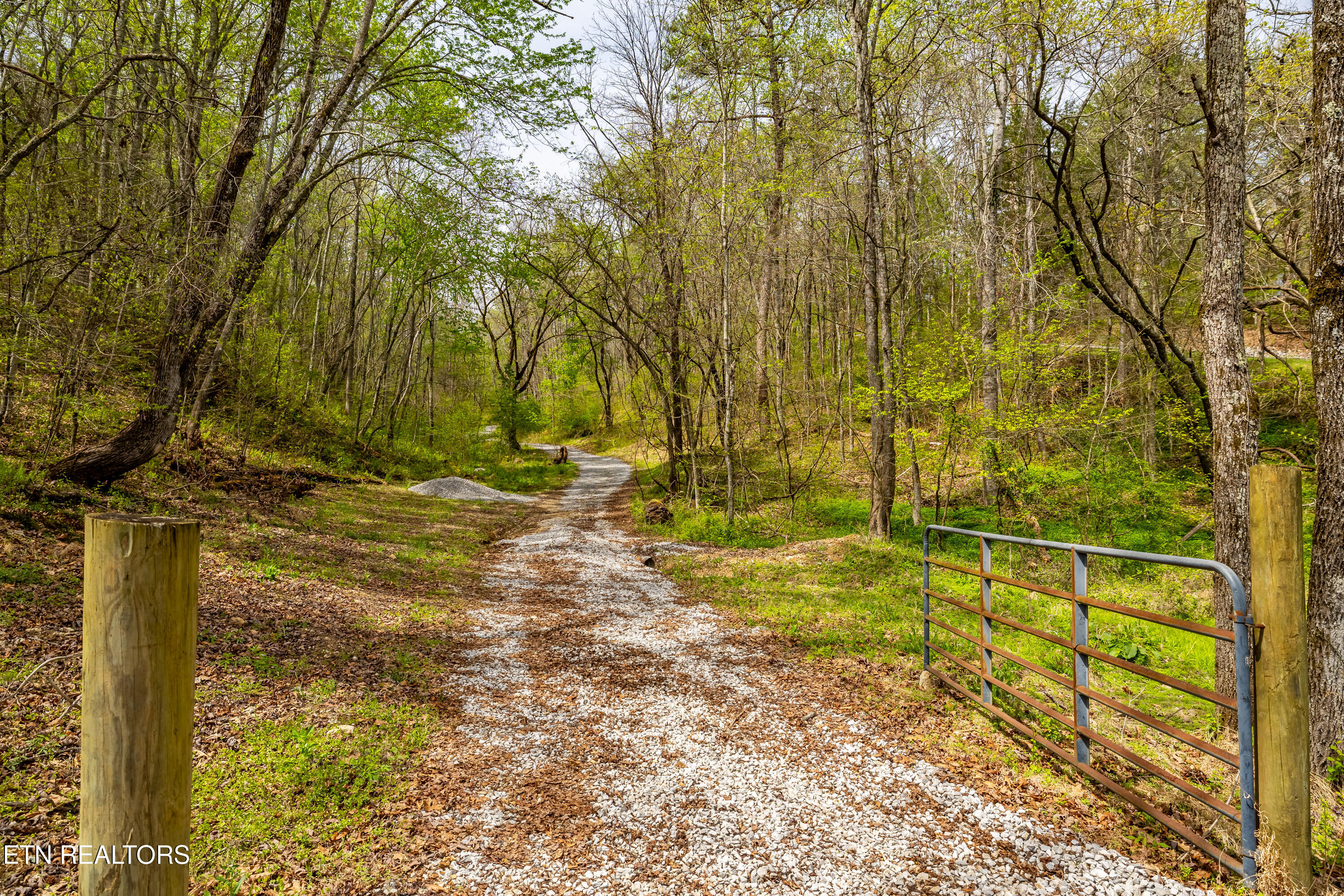 702 Dogwood Valley Road Kingston TN 37763