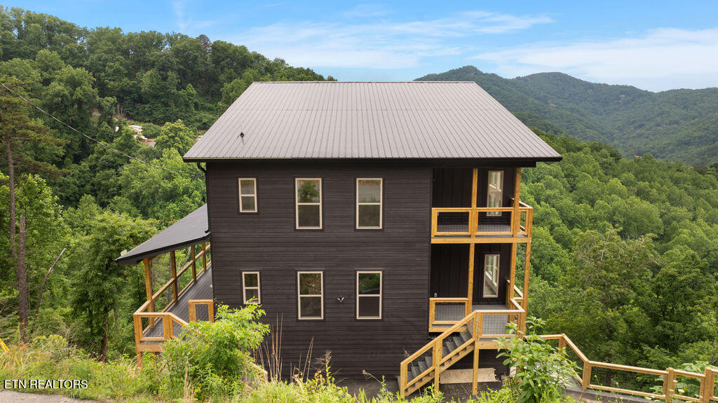 3225 Emerald Springs Loop Sevierville TN 37862