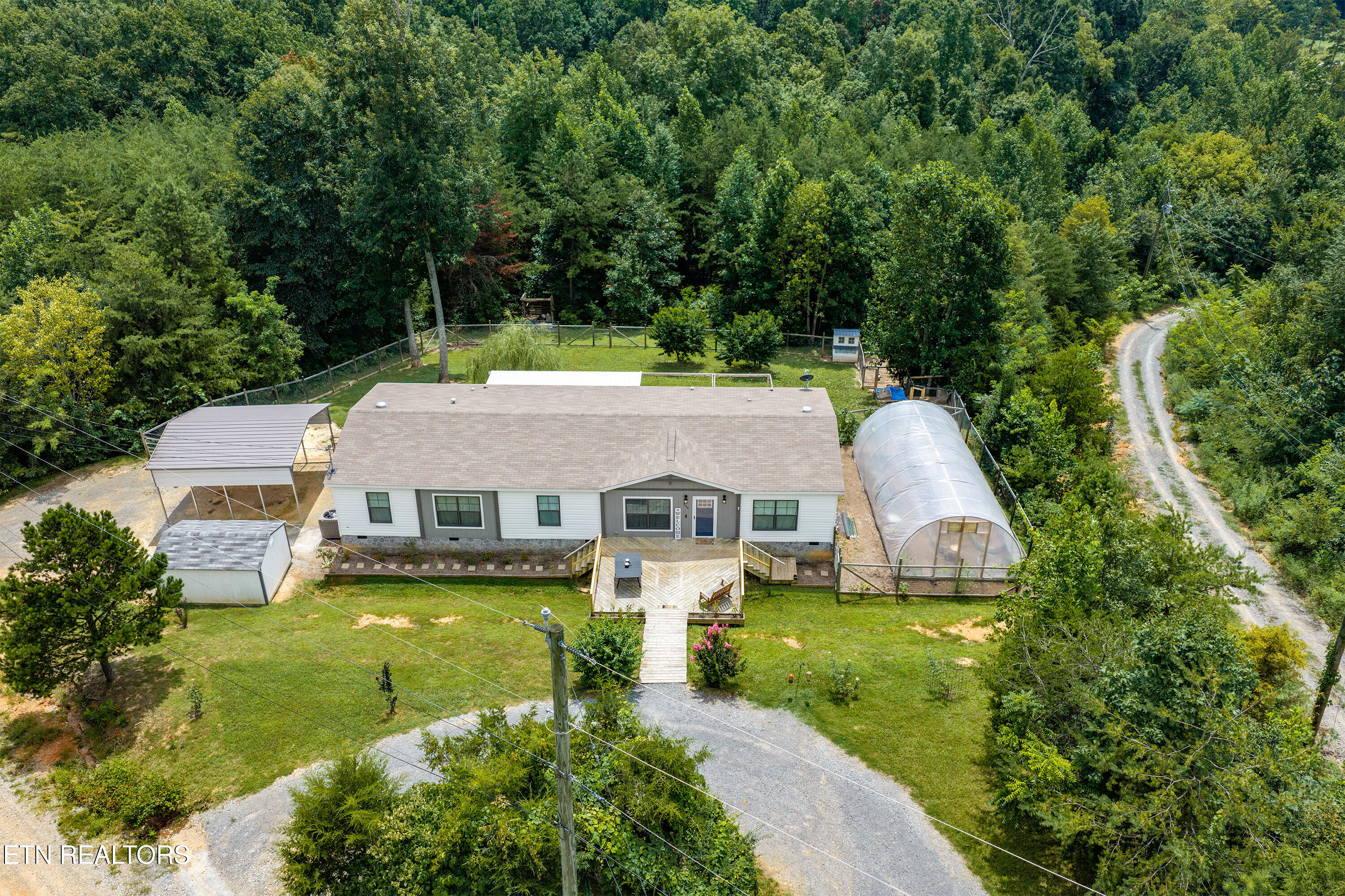 126 Gregory Lane Maynardville TN 37807