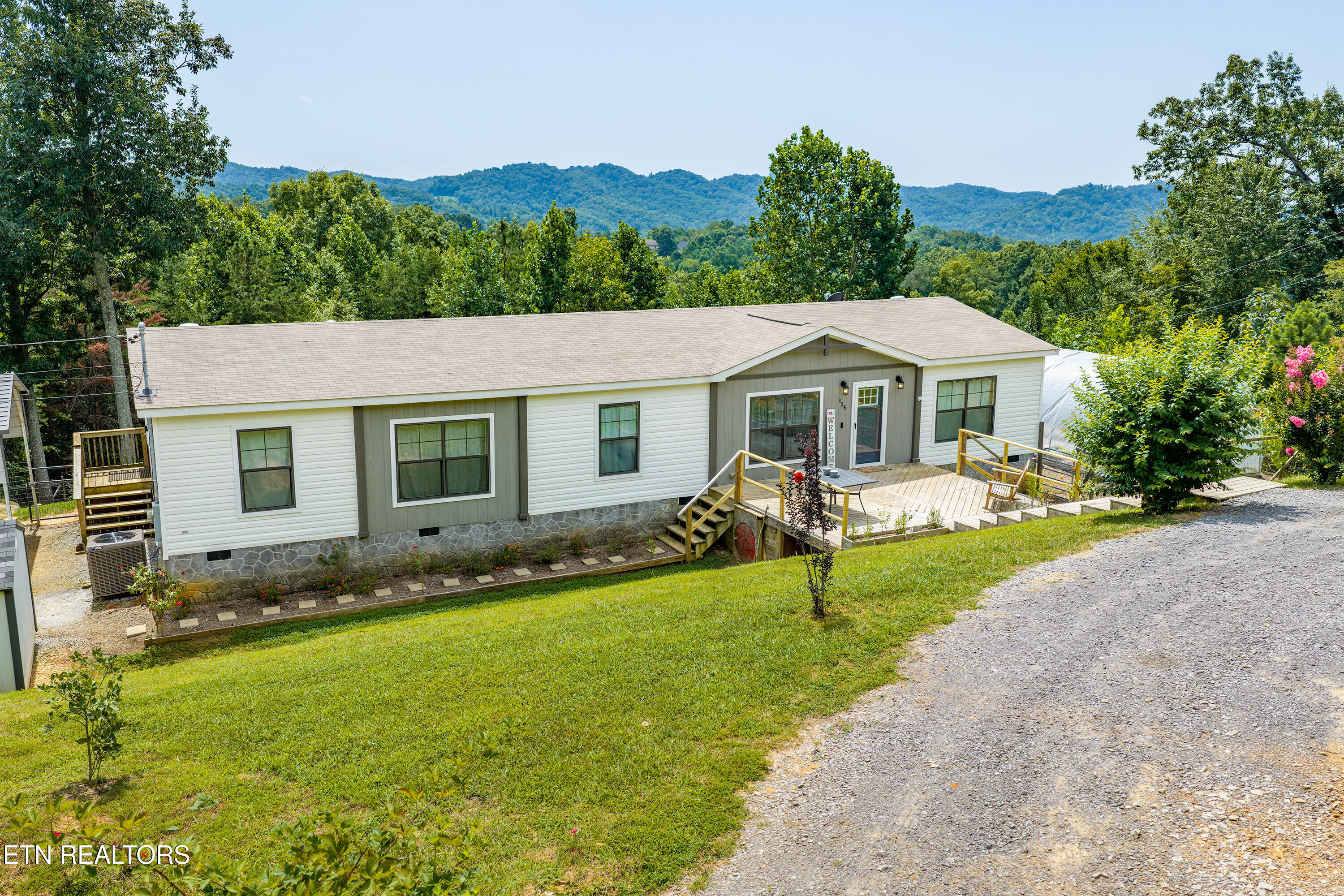 126 Gregory Lane Maynardville TN 37807