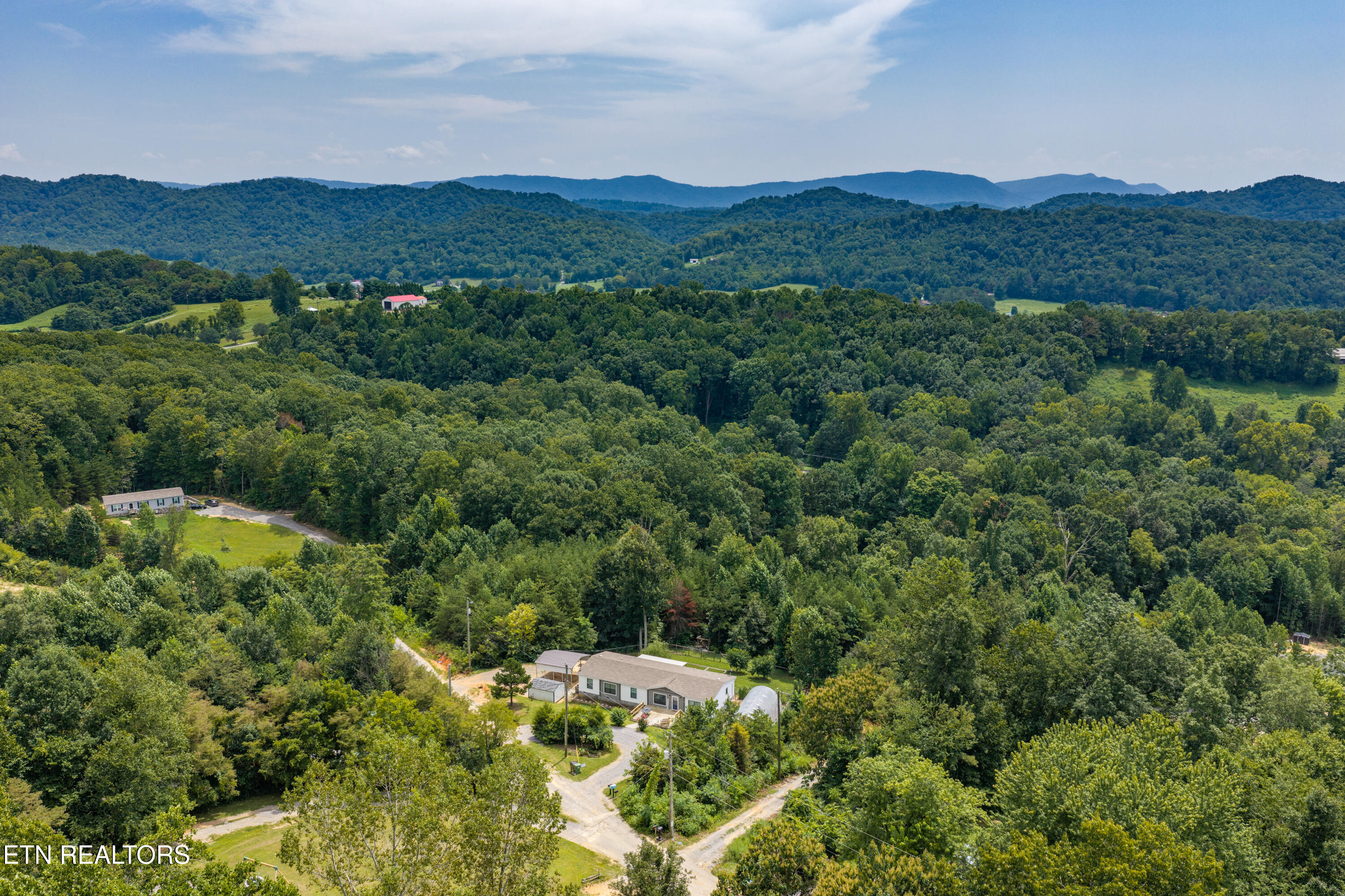 126 Gregory Lane Maynardville TN 37807