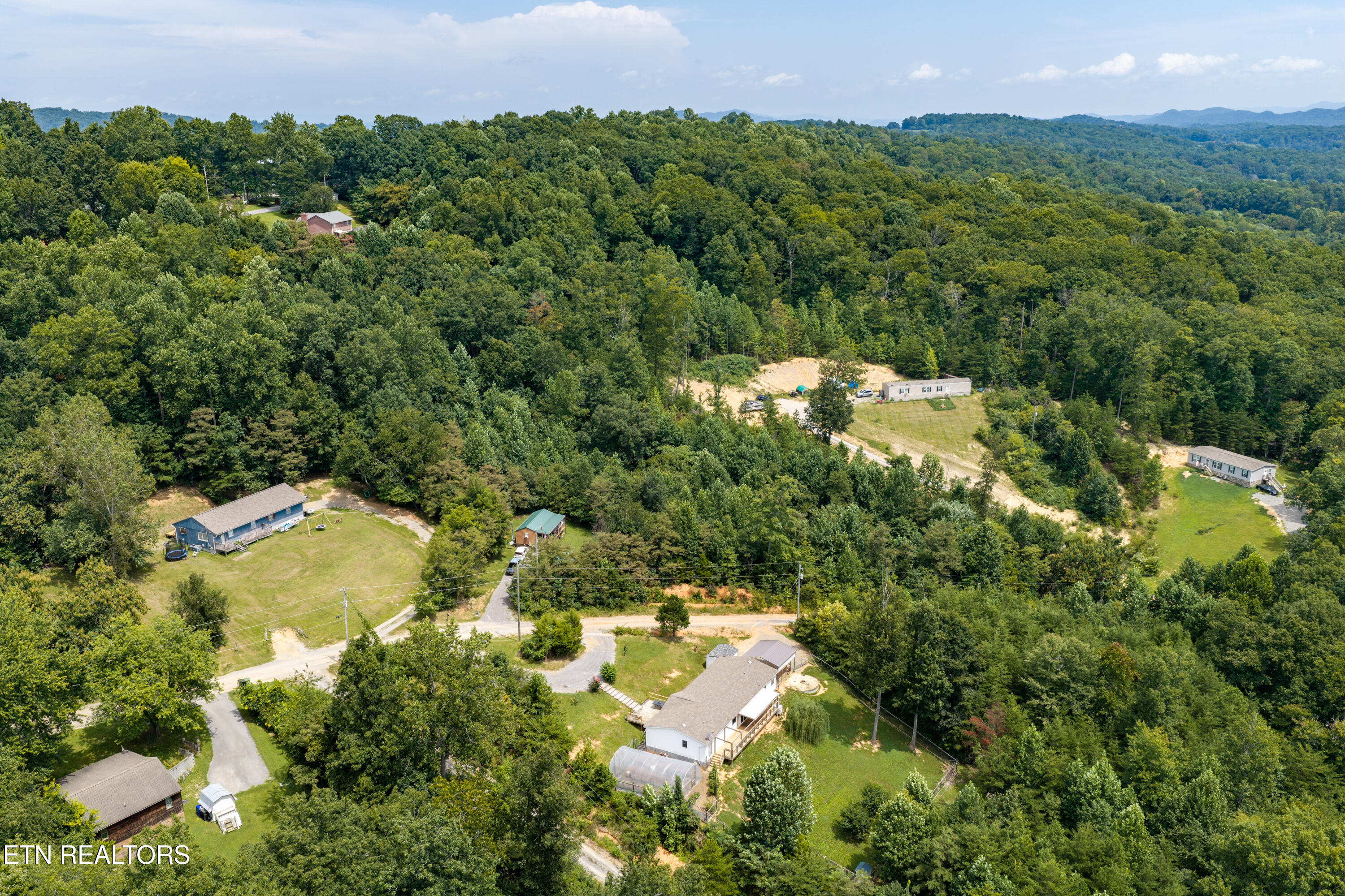 126 Gregory Lane Maynardville TN 37807