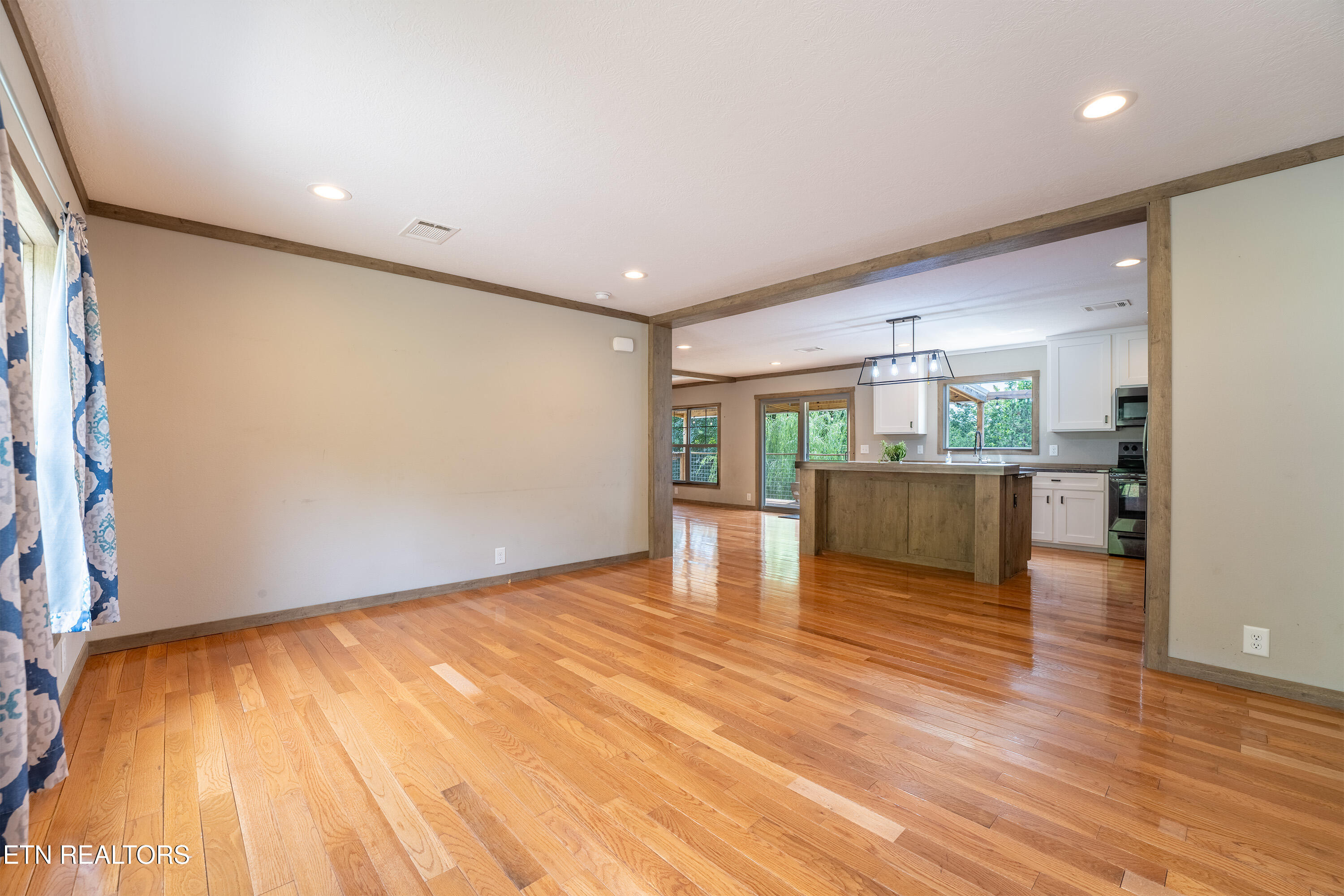 126 Gregory Lane Maynardville TN 37807