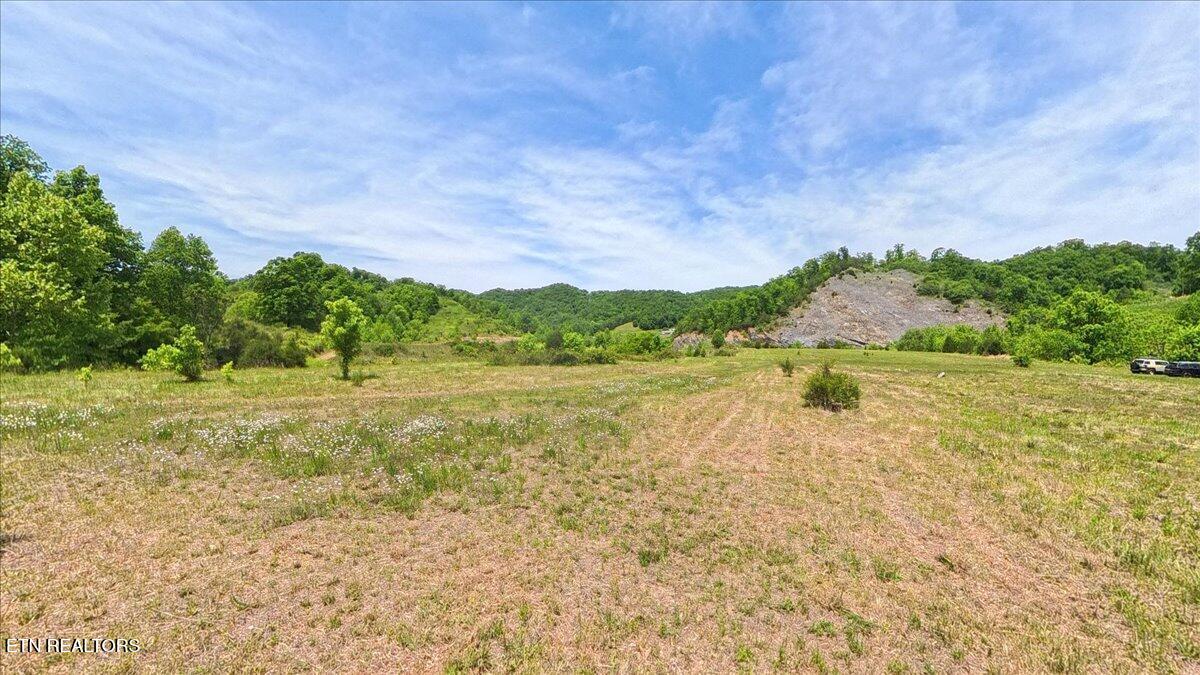3796 Highway 25e S Tazewell TN 37879