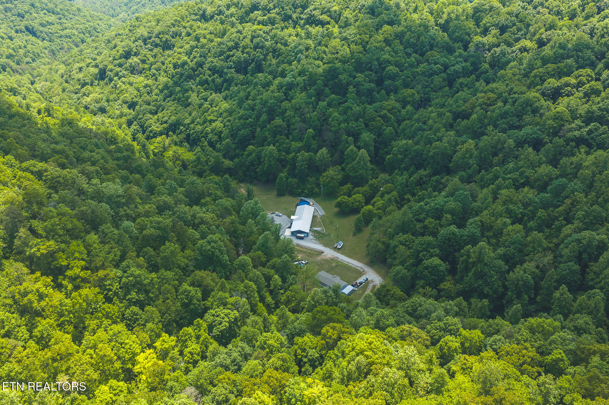 622 Earls Hollow Road Speedwell TN 37870