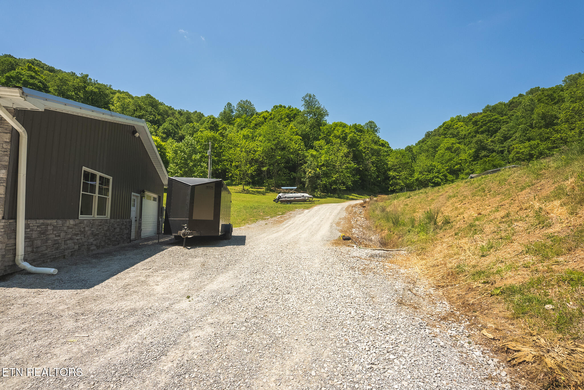 622 Earls Hollow Road Speedwell TN 37870