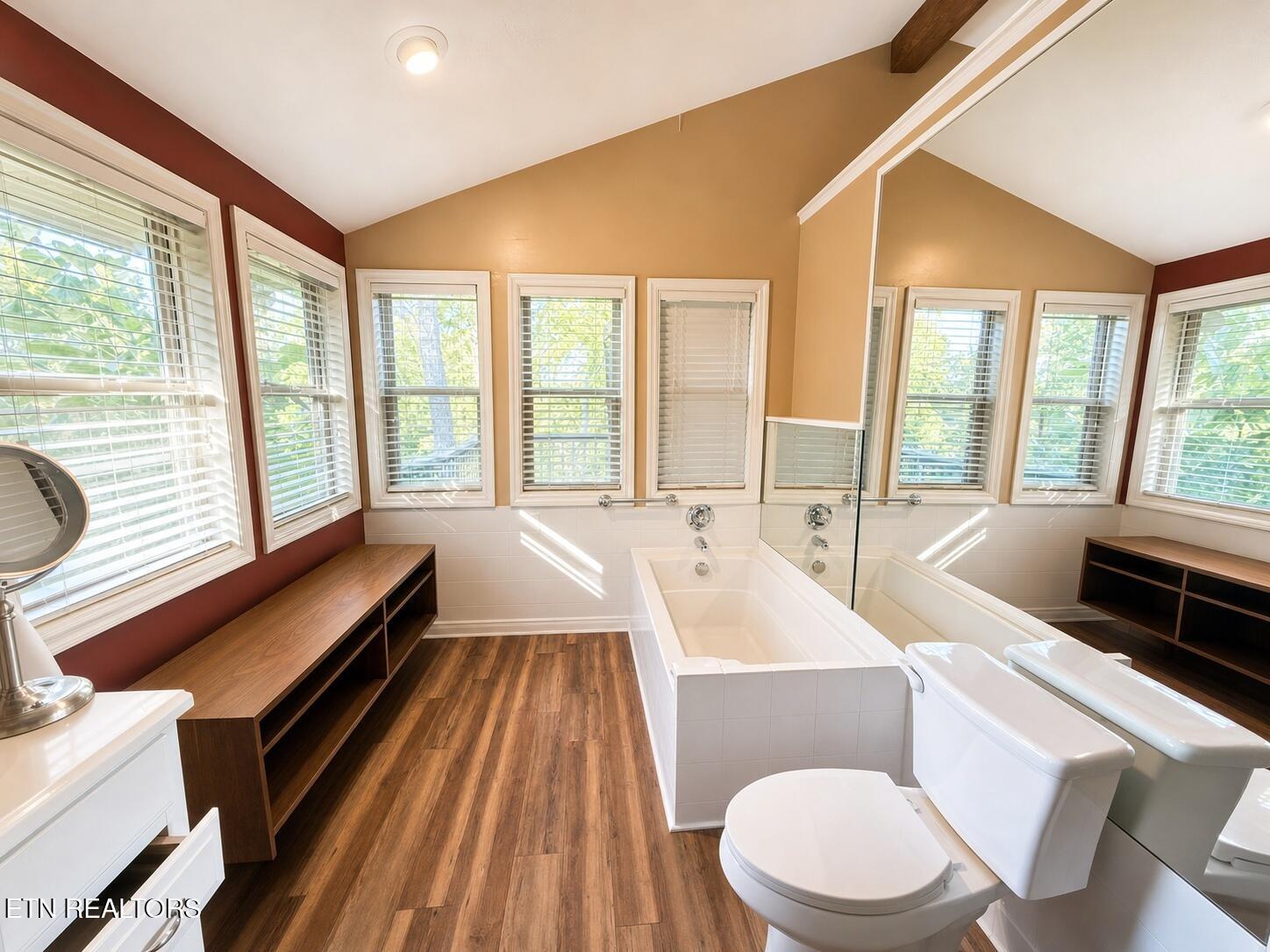 1869 E Old Topside Road Louisville TN 37777