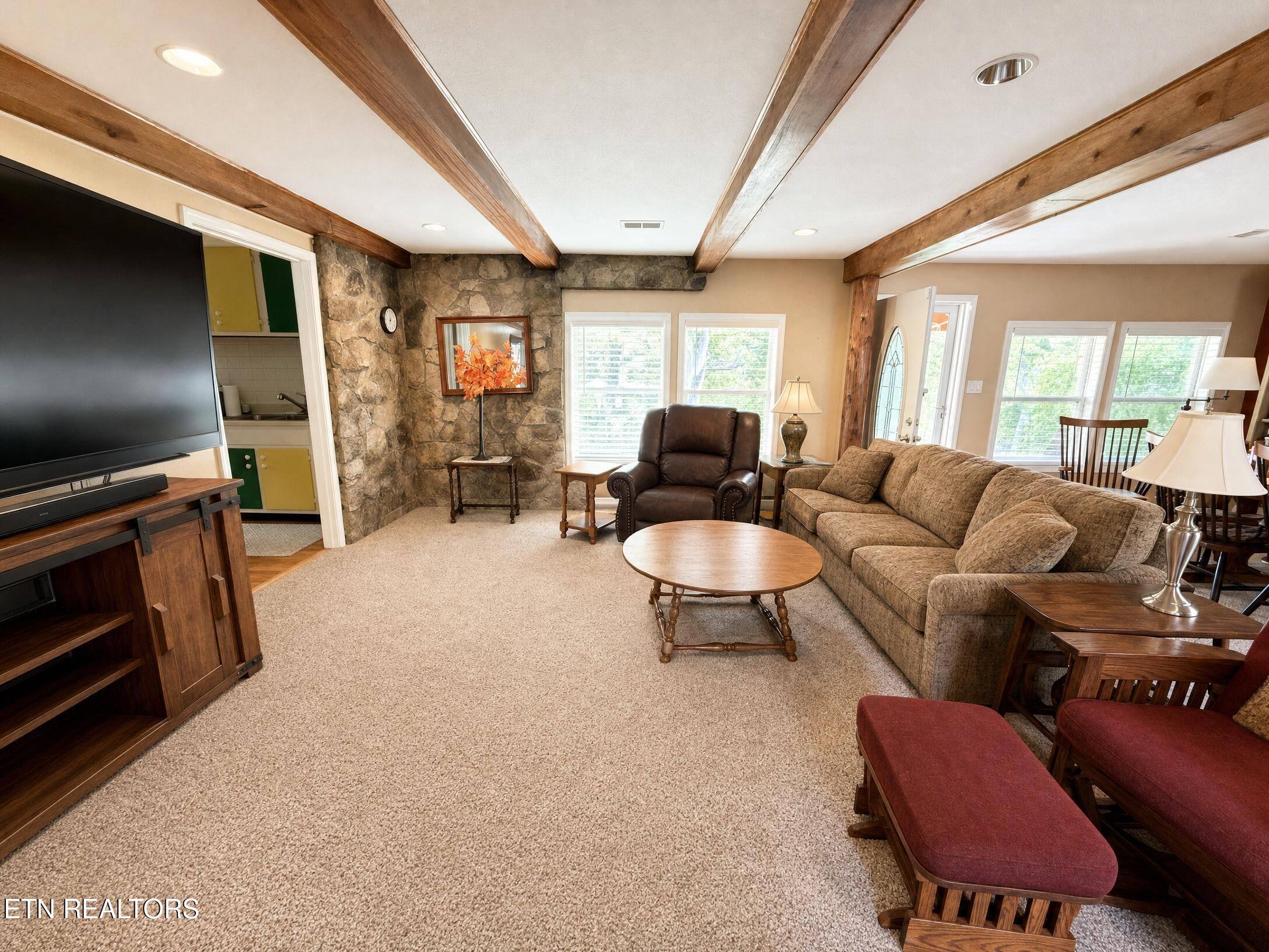 1869 E Old Topside Road Louisville TN 37777