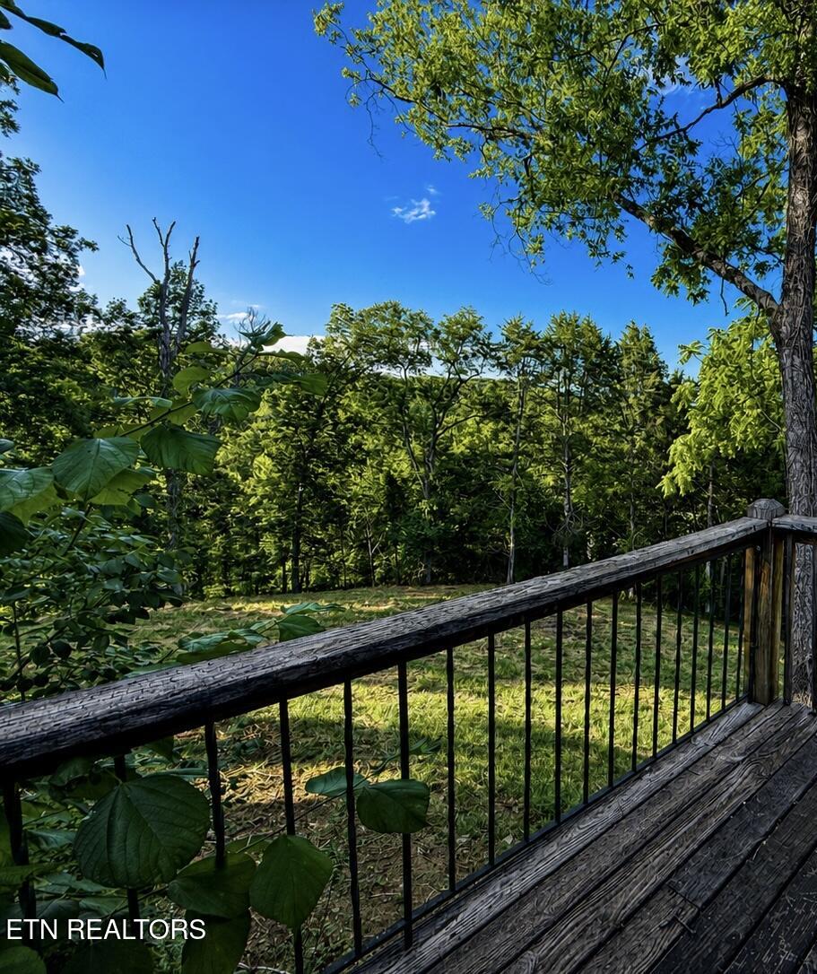 1869 E Old Topside Road Louisville TN 37777