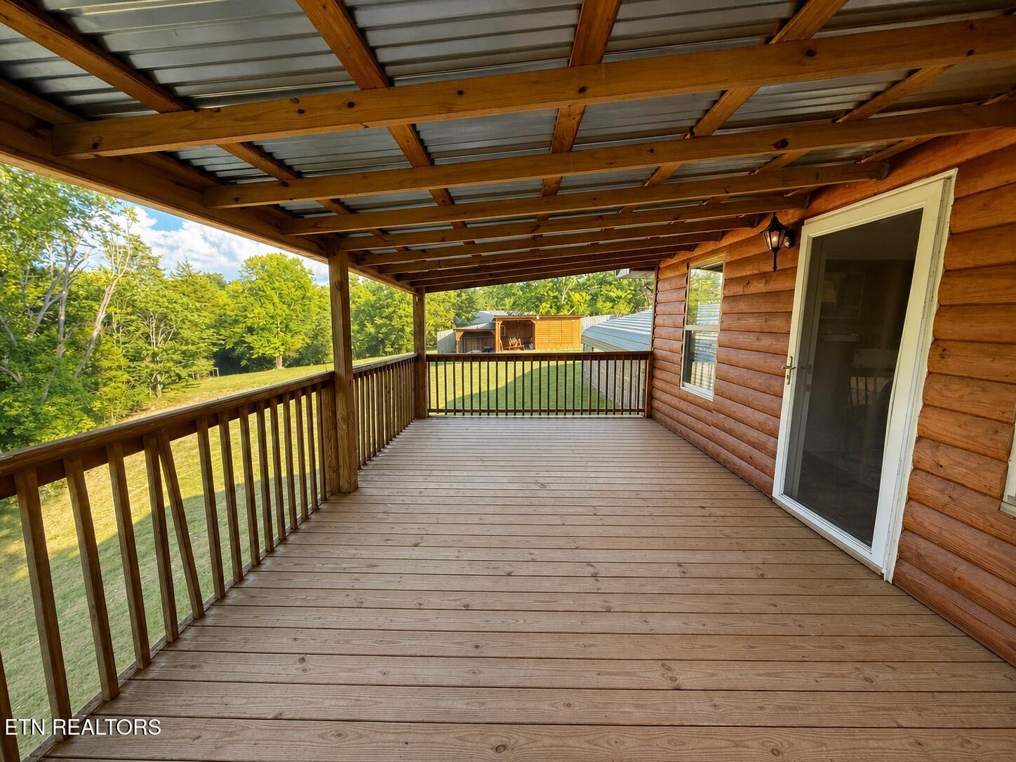 1869 E Old Topside Road Louisville TN 37777