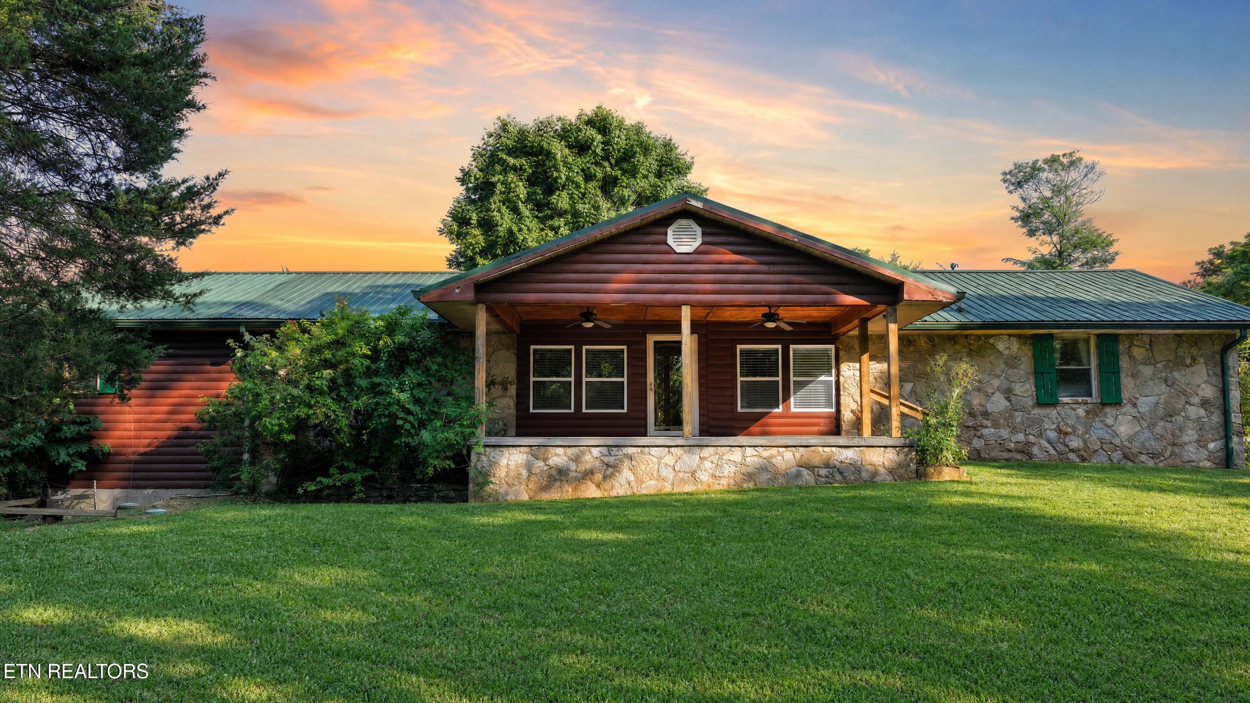 1869 E Old Topside Road Louisville TN 37777
