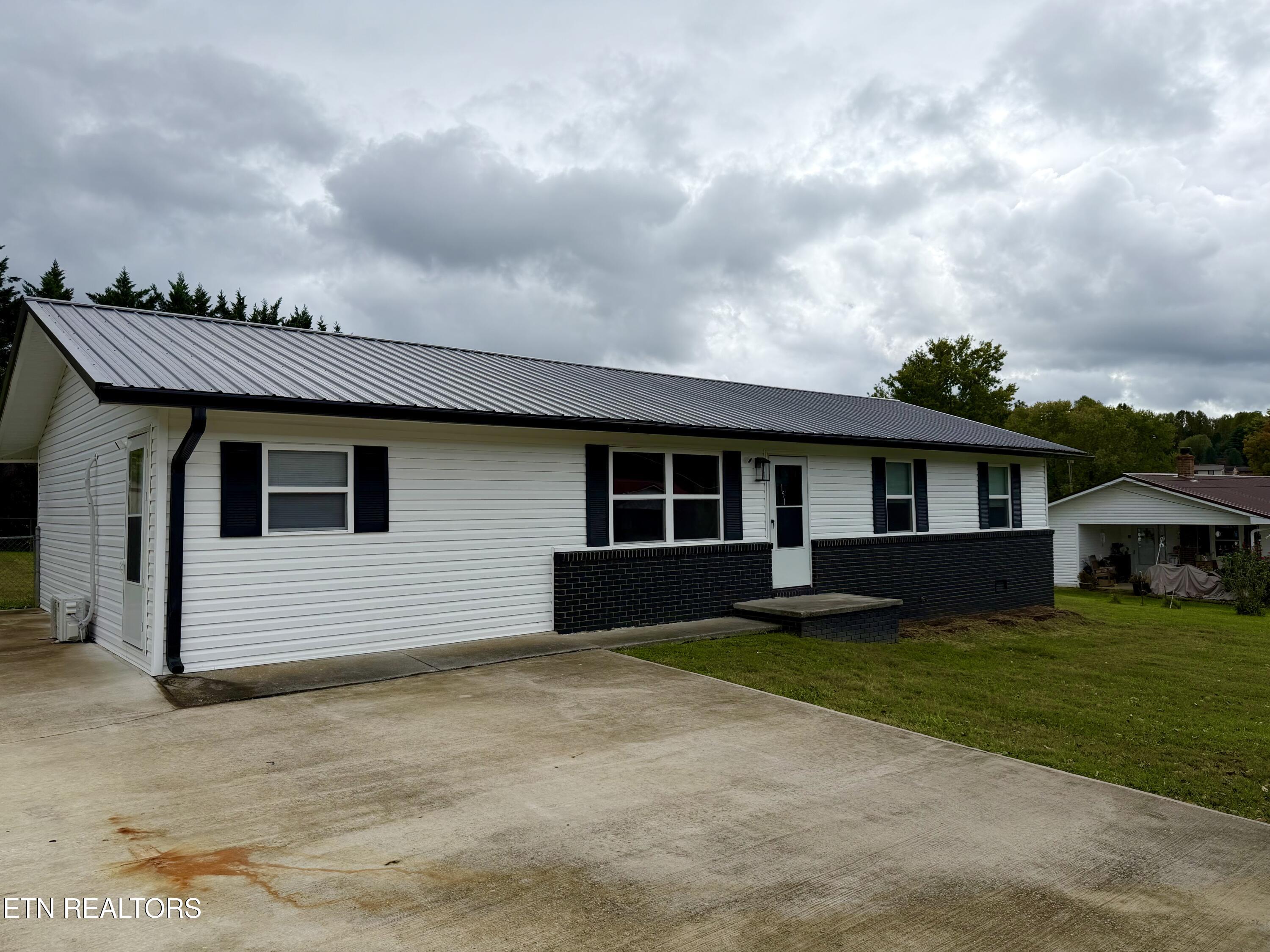 151 Jaynes Road Tazewell TN 37879