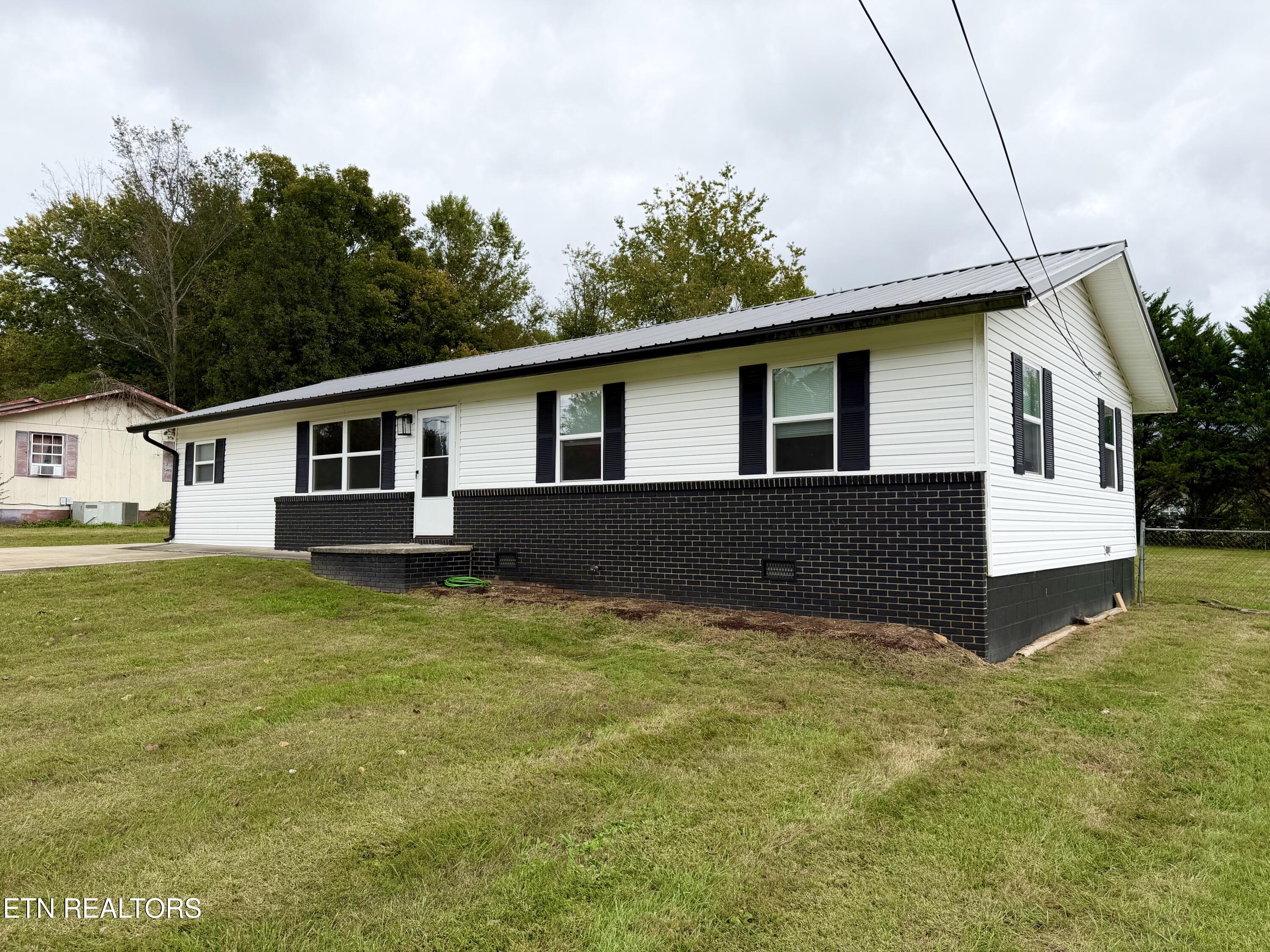 151 Jaynes Road Tazewell TN 37879