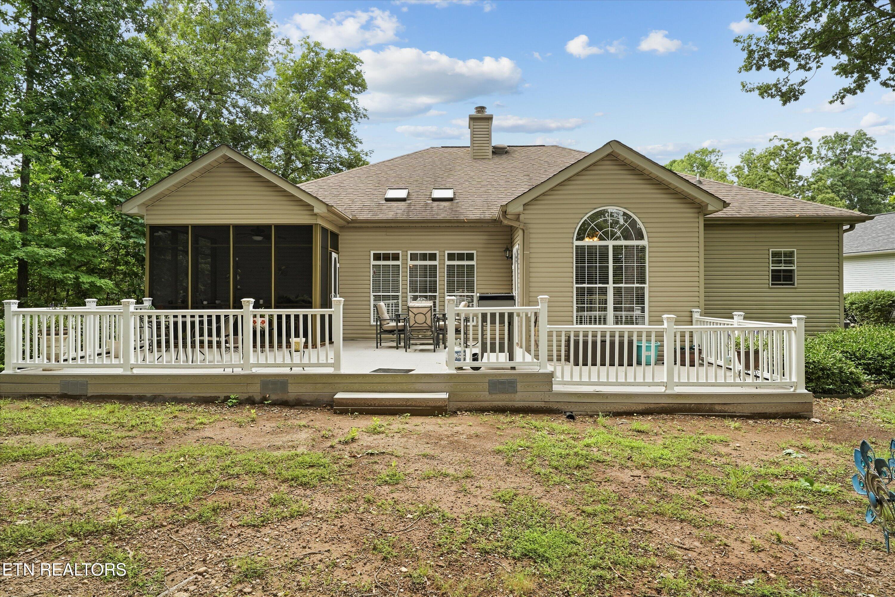 127 Kawatuska Way Loudon TN 37774