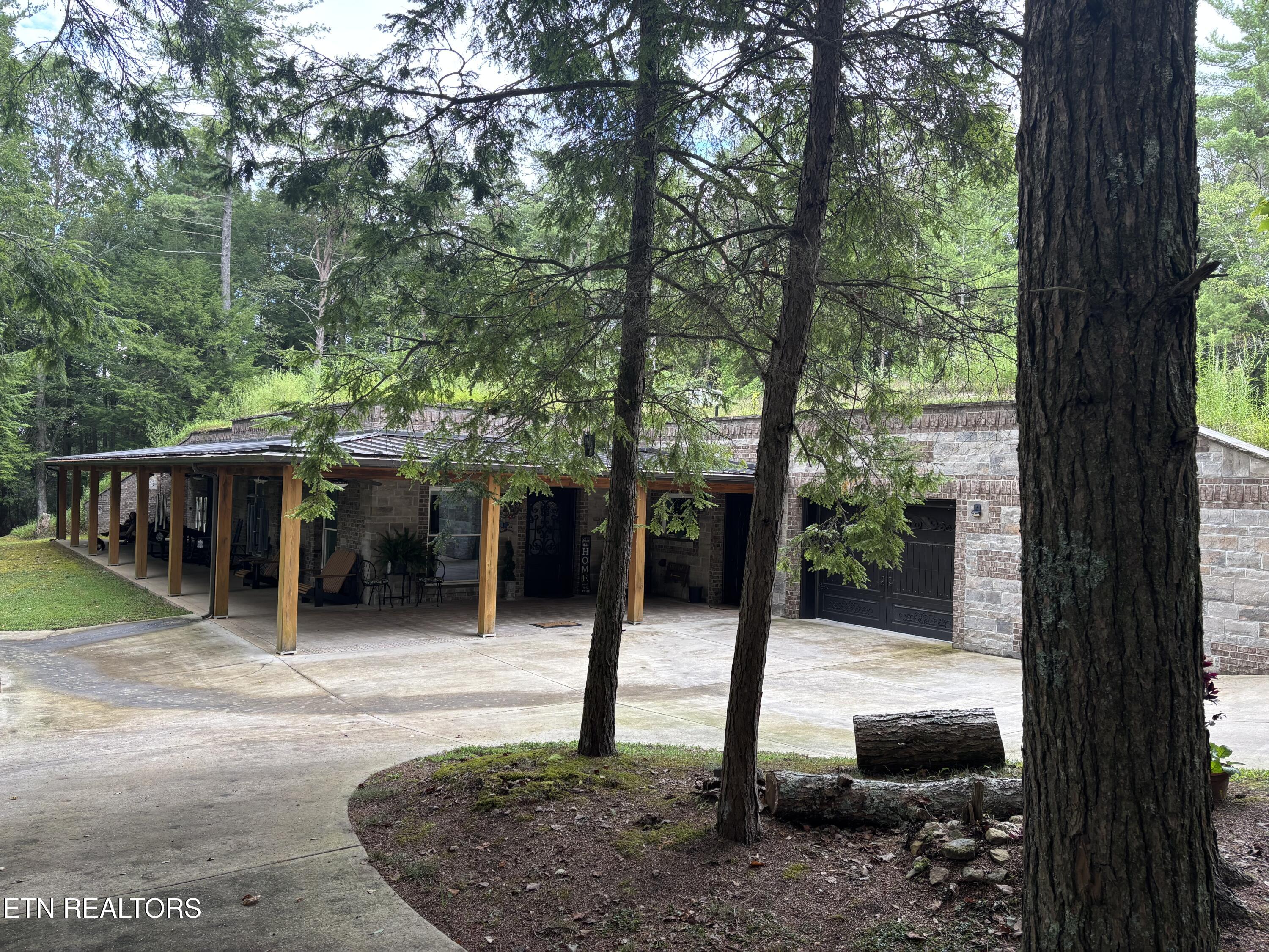 381 Lakewood Drive Jamestown TN 38556