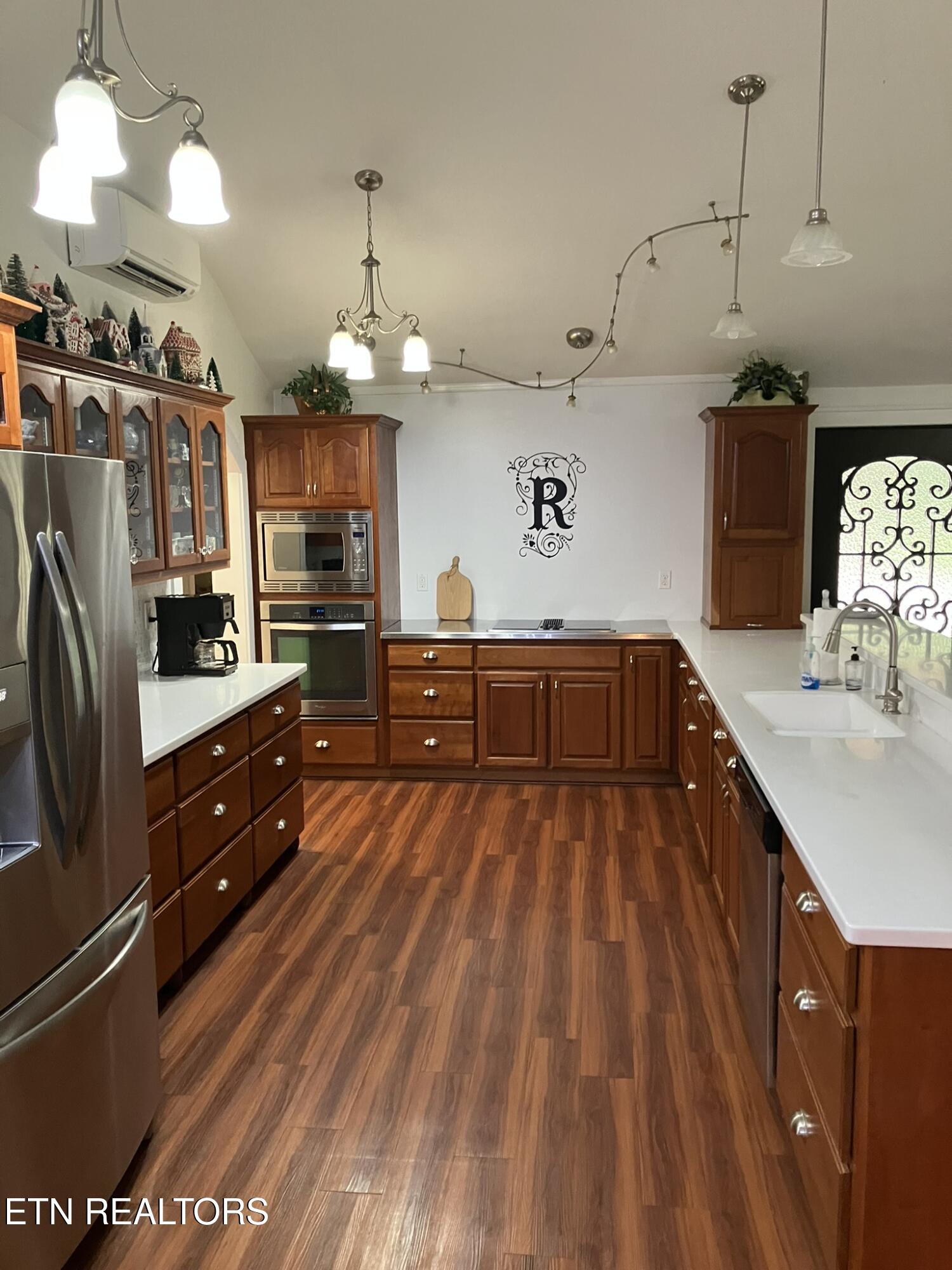 381 Lakewood Drive Jamestown TN 38556