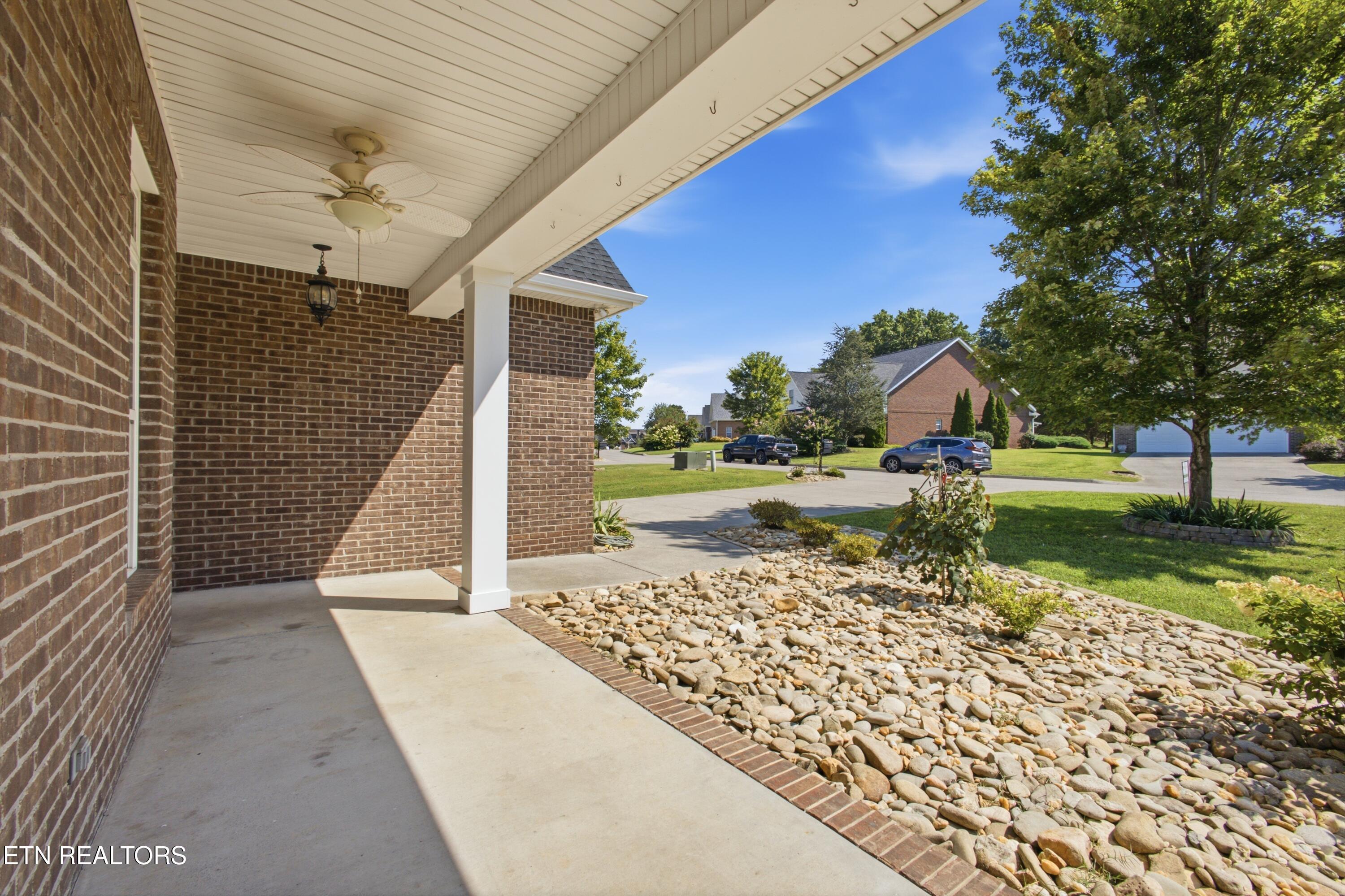 113 Meridian Way Clinton TN 37716