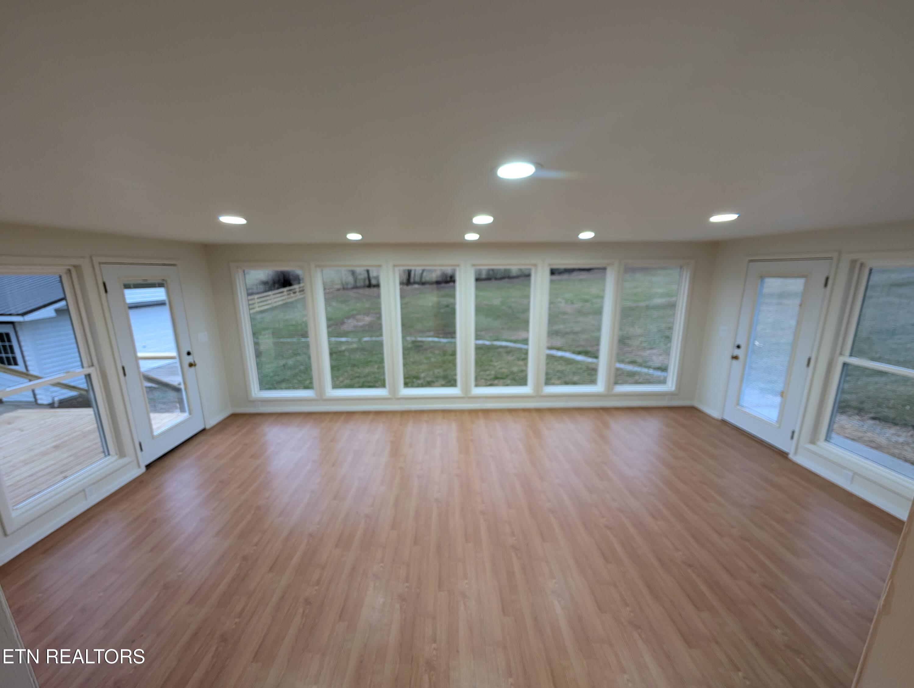 245 Happy Top Road Grandview TN 37337