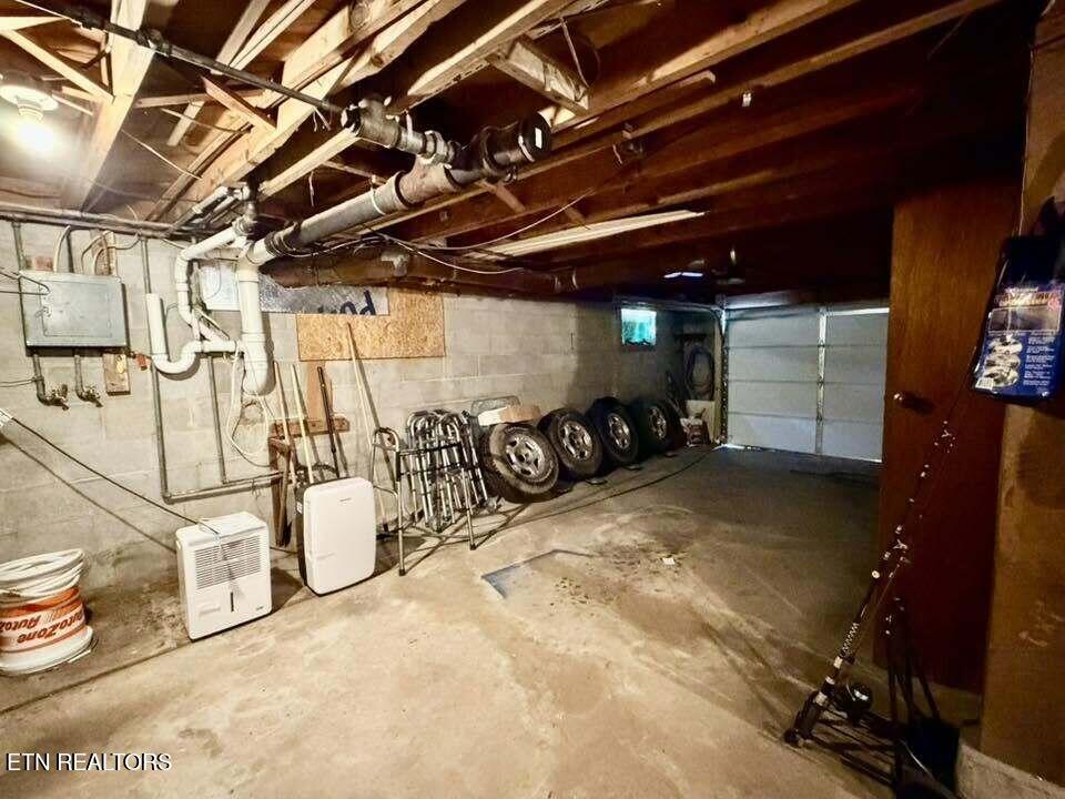 1890 James Ferry Road Kingston TN 37763