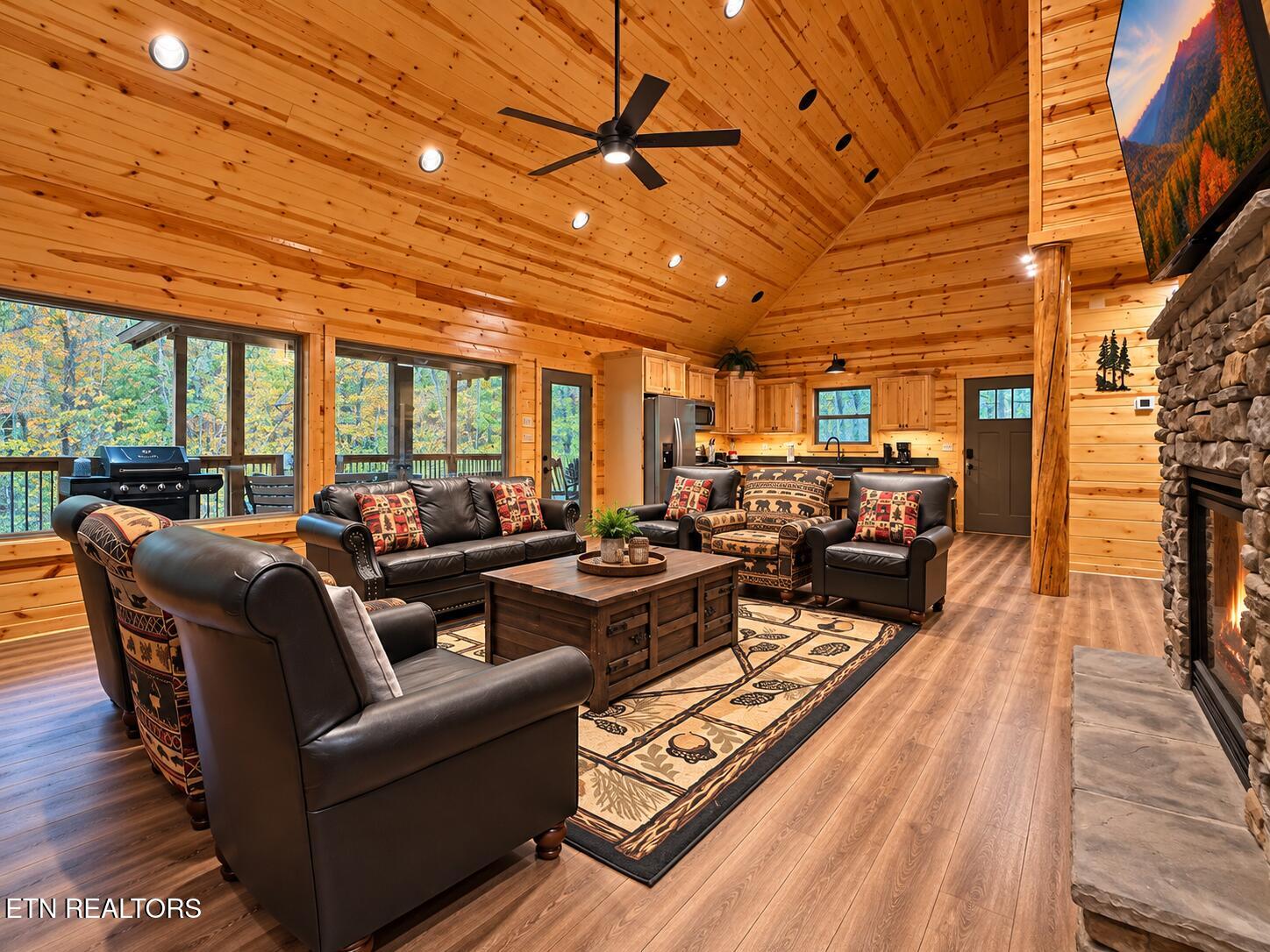 2762 Sawmill Branch Drive Sevierville TN 37862
