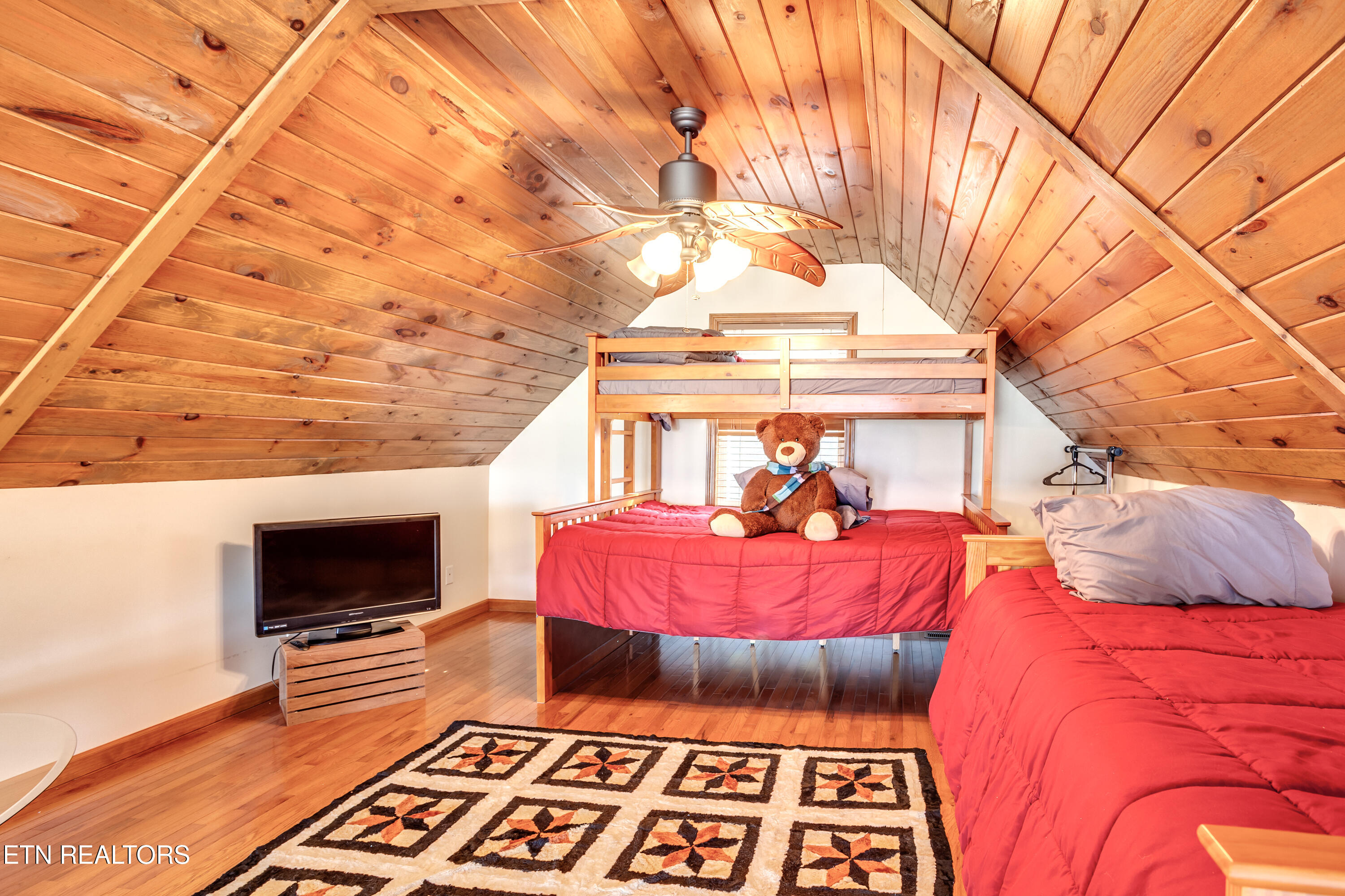 419 Larayne Hollow Road Sharps Chapel TN 37866