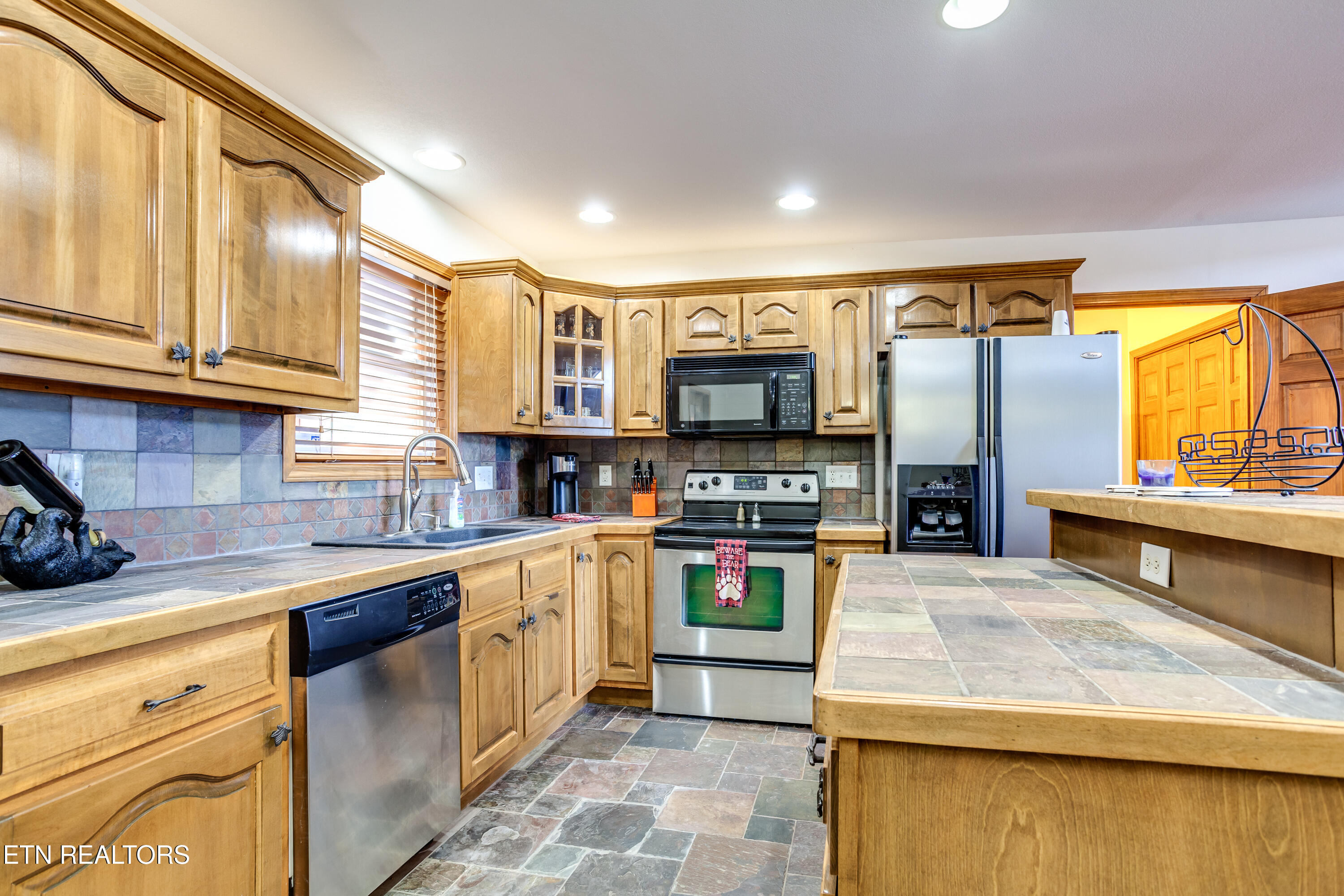 419 Larayne Hollow Road Sharps Chapel TN 37866