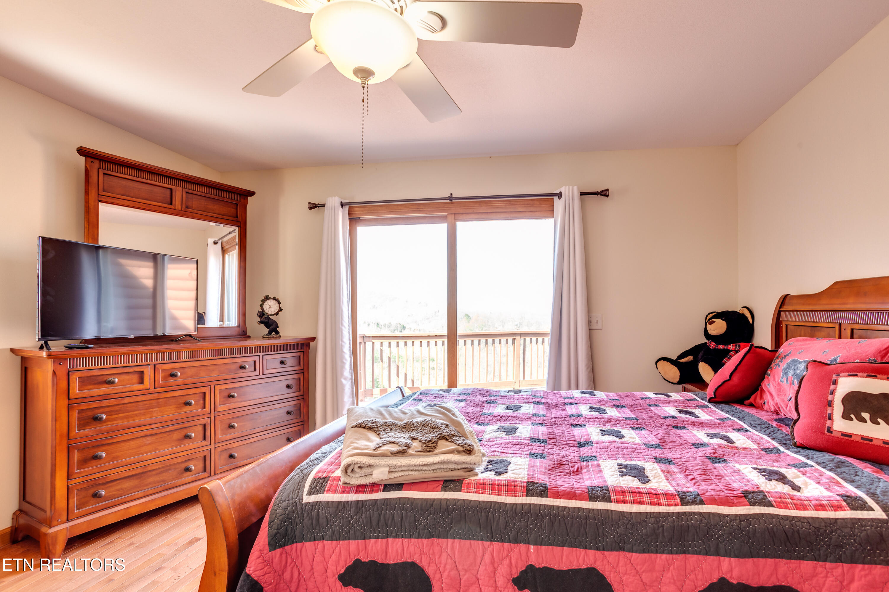 419 Larayne Hollow Road Sharps Chapel TN 37866