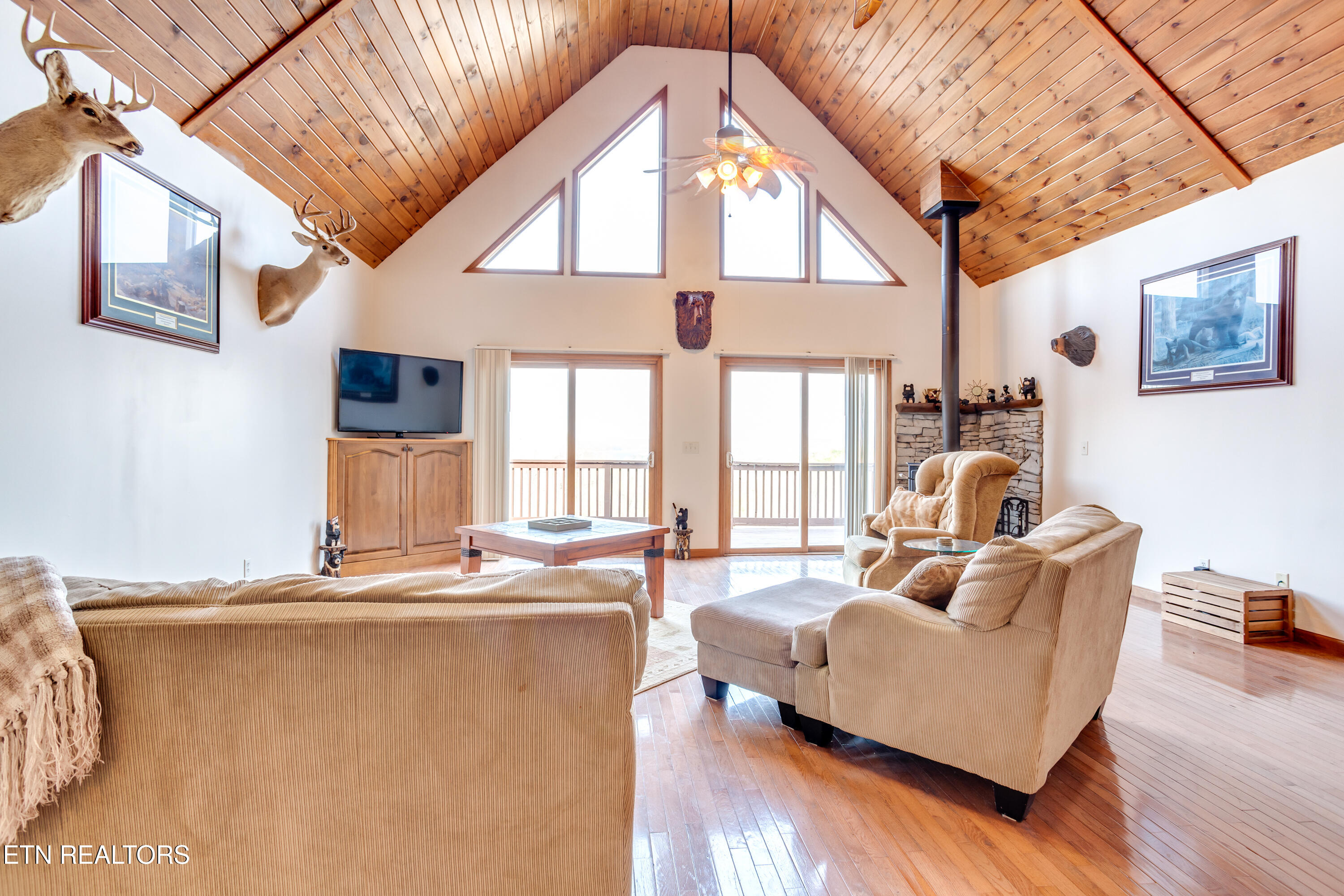 419 Larayne Hollow Road Sharps Chapel TN 37866
