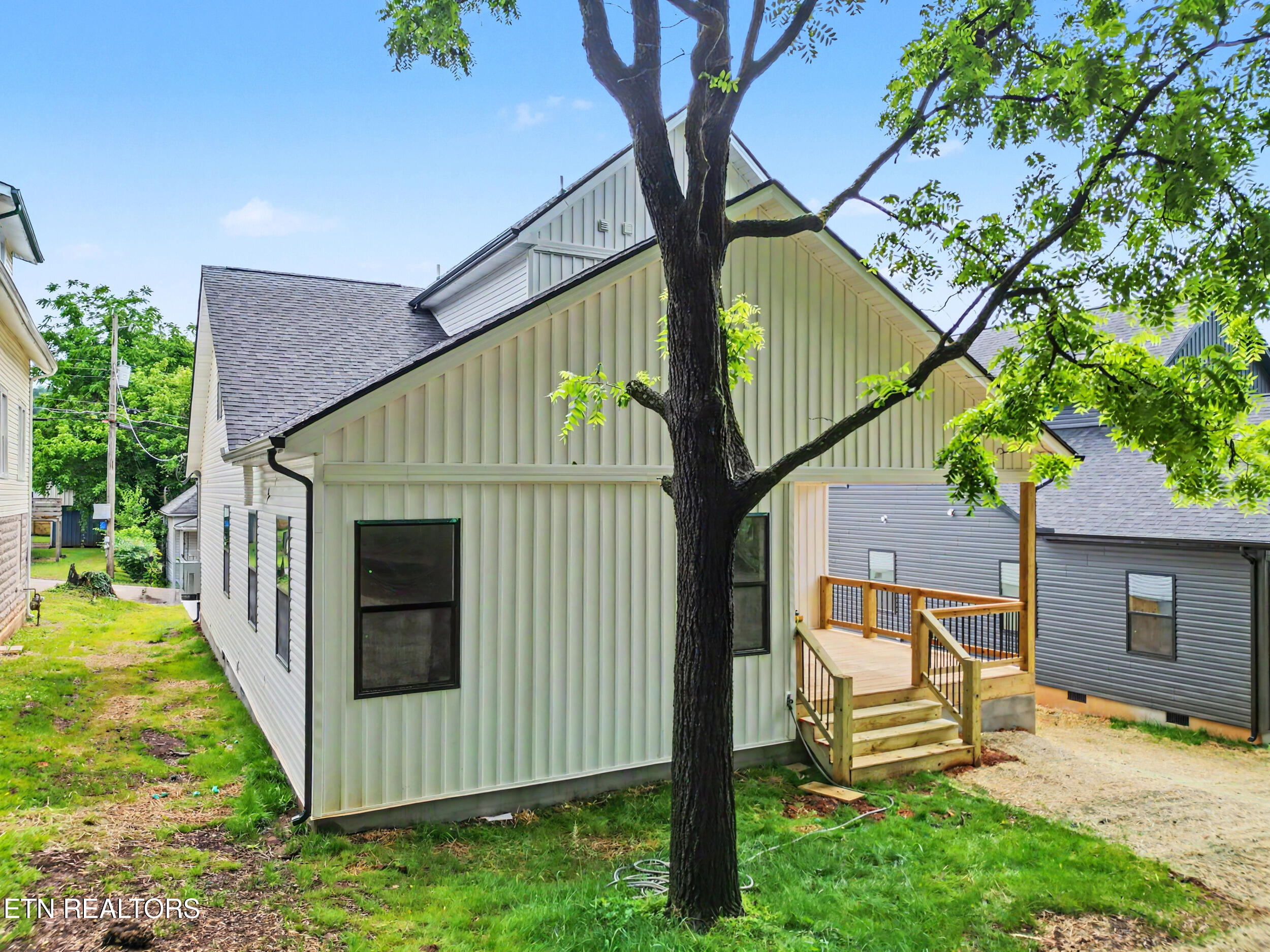 2222 Lincoln Street Knoxville TN 37920