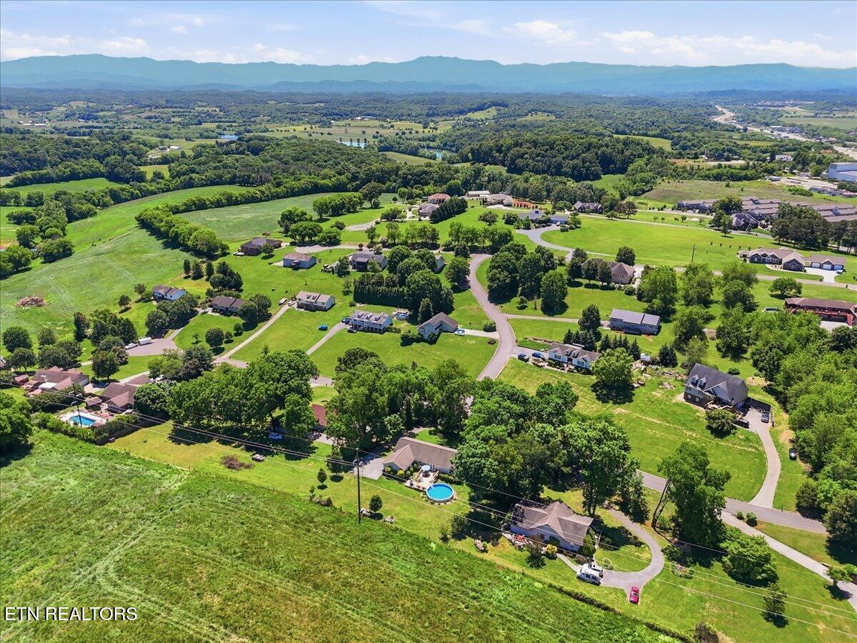 426 Plena Lane Kodak TN 37764