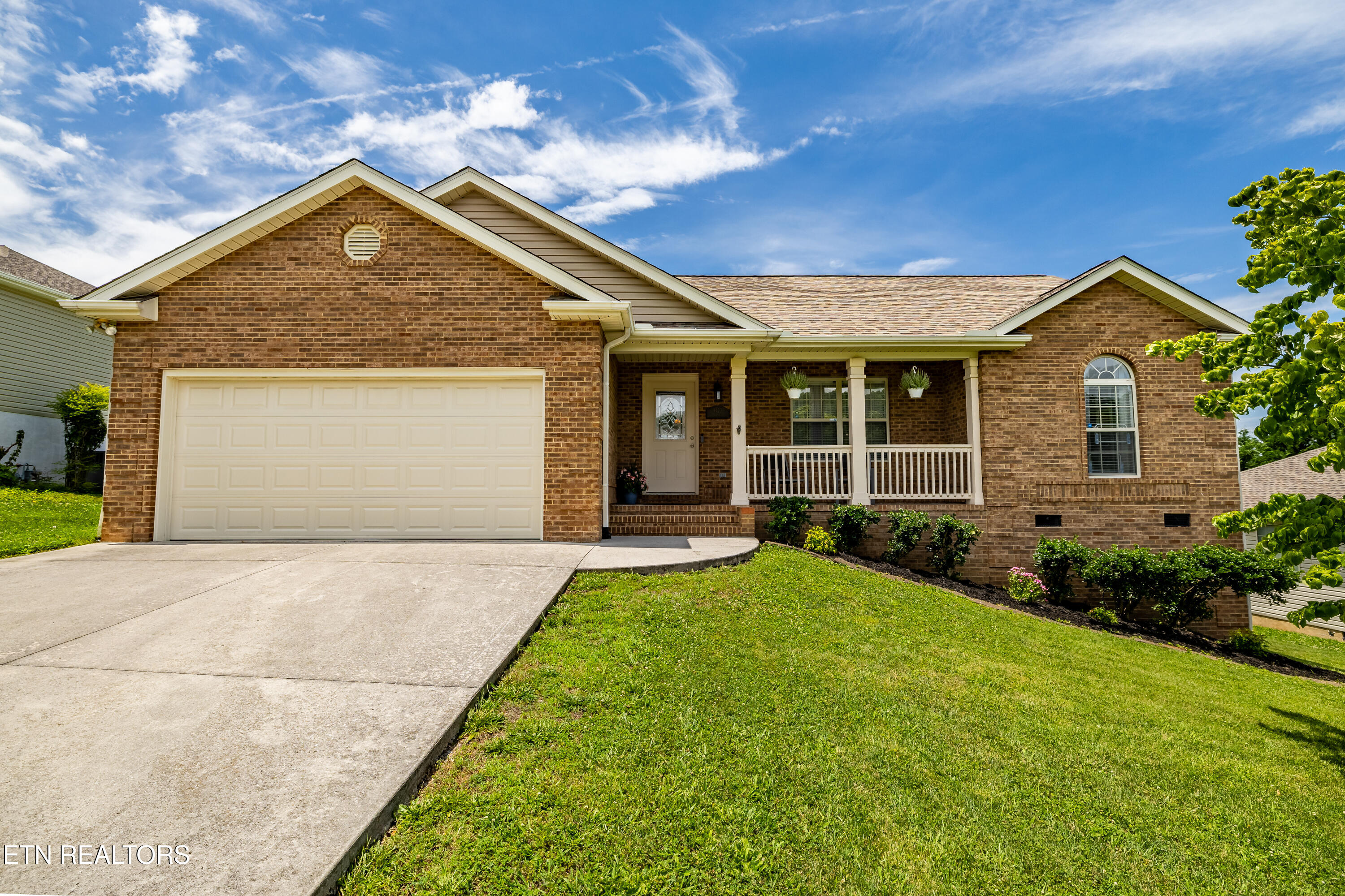 4123 Oakstone Lane Knoxville TN 37918