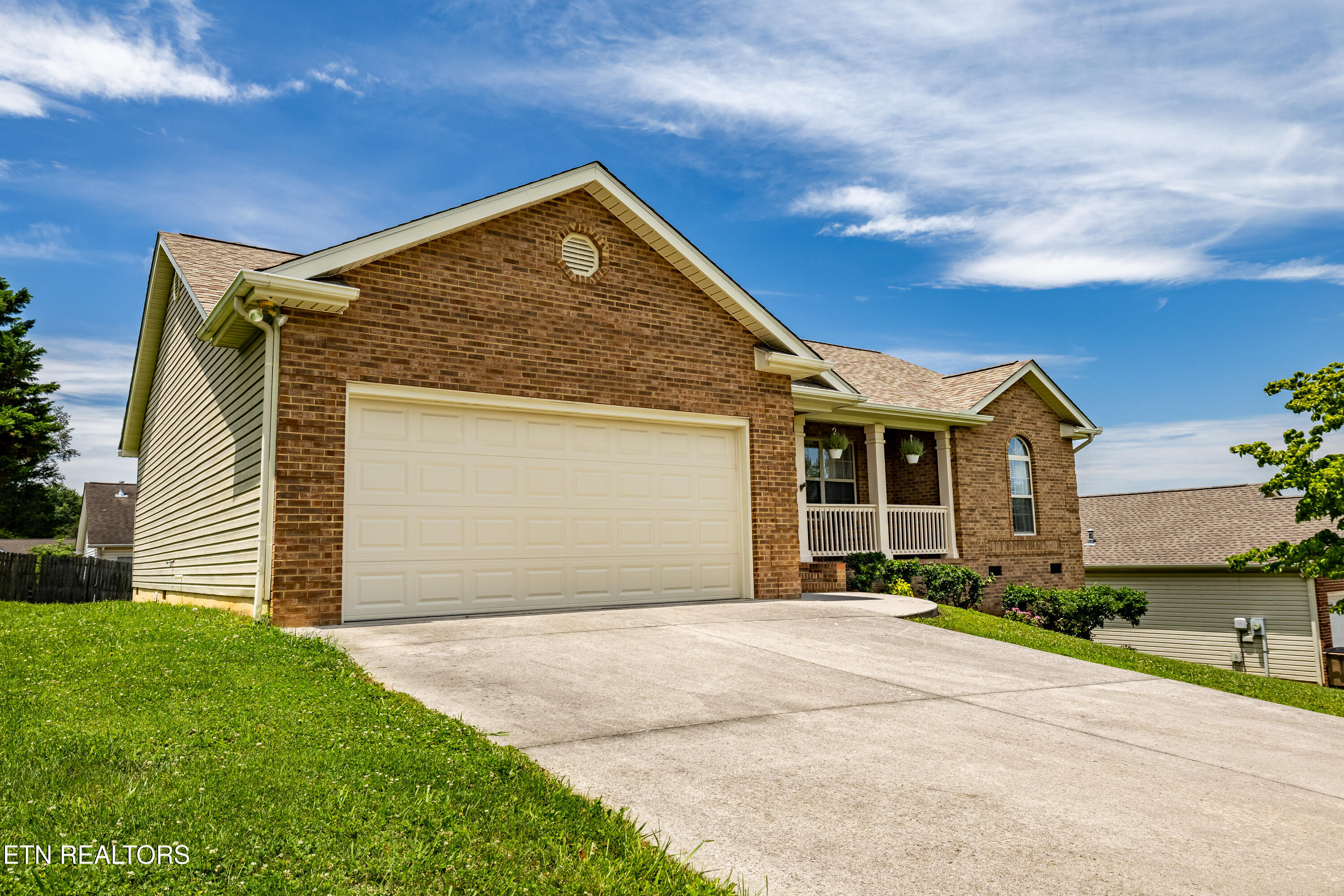 4123 Oakstone Lane Knoxville TN 37918