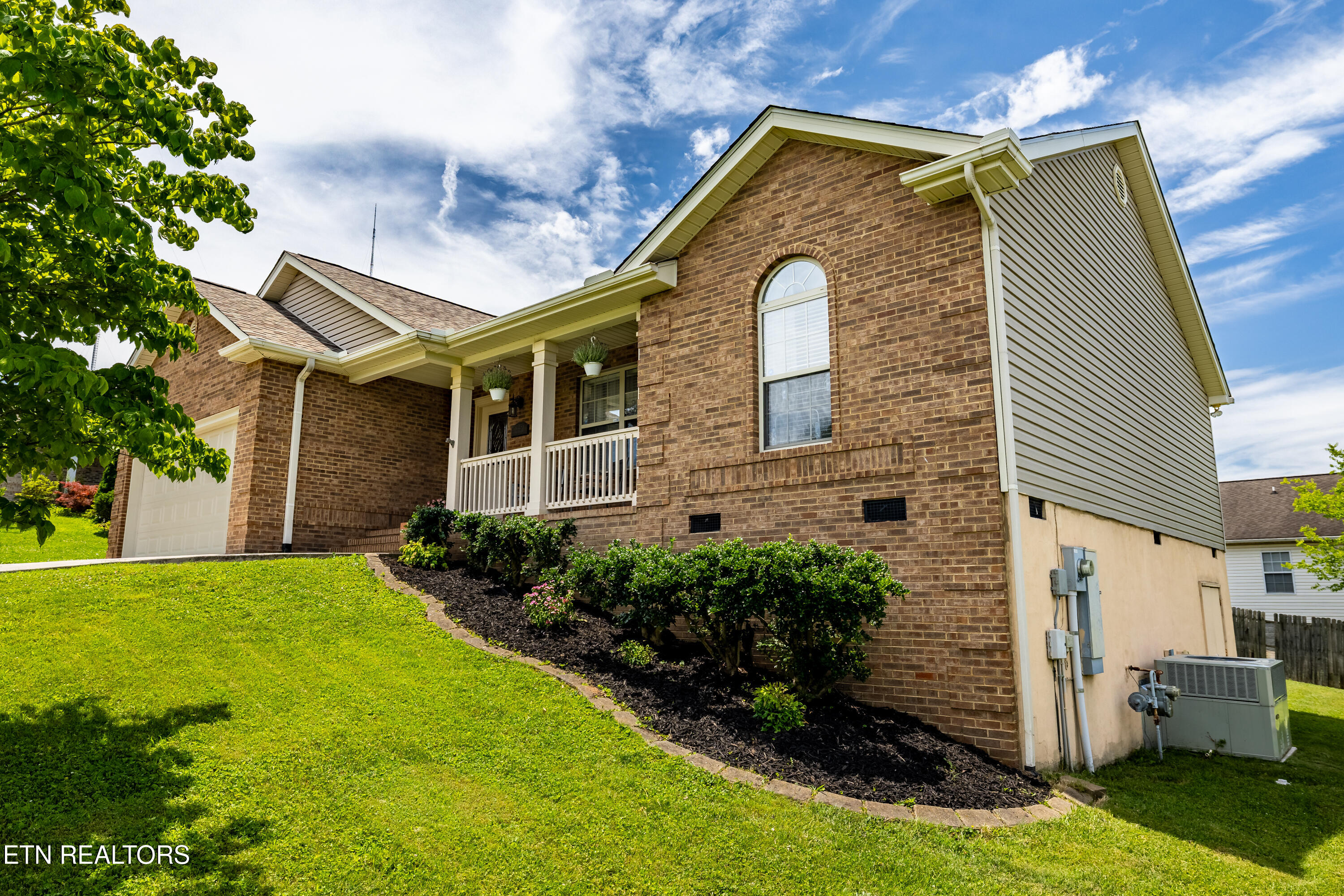 4123 Oakstone Lane Knoxville TN 37918