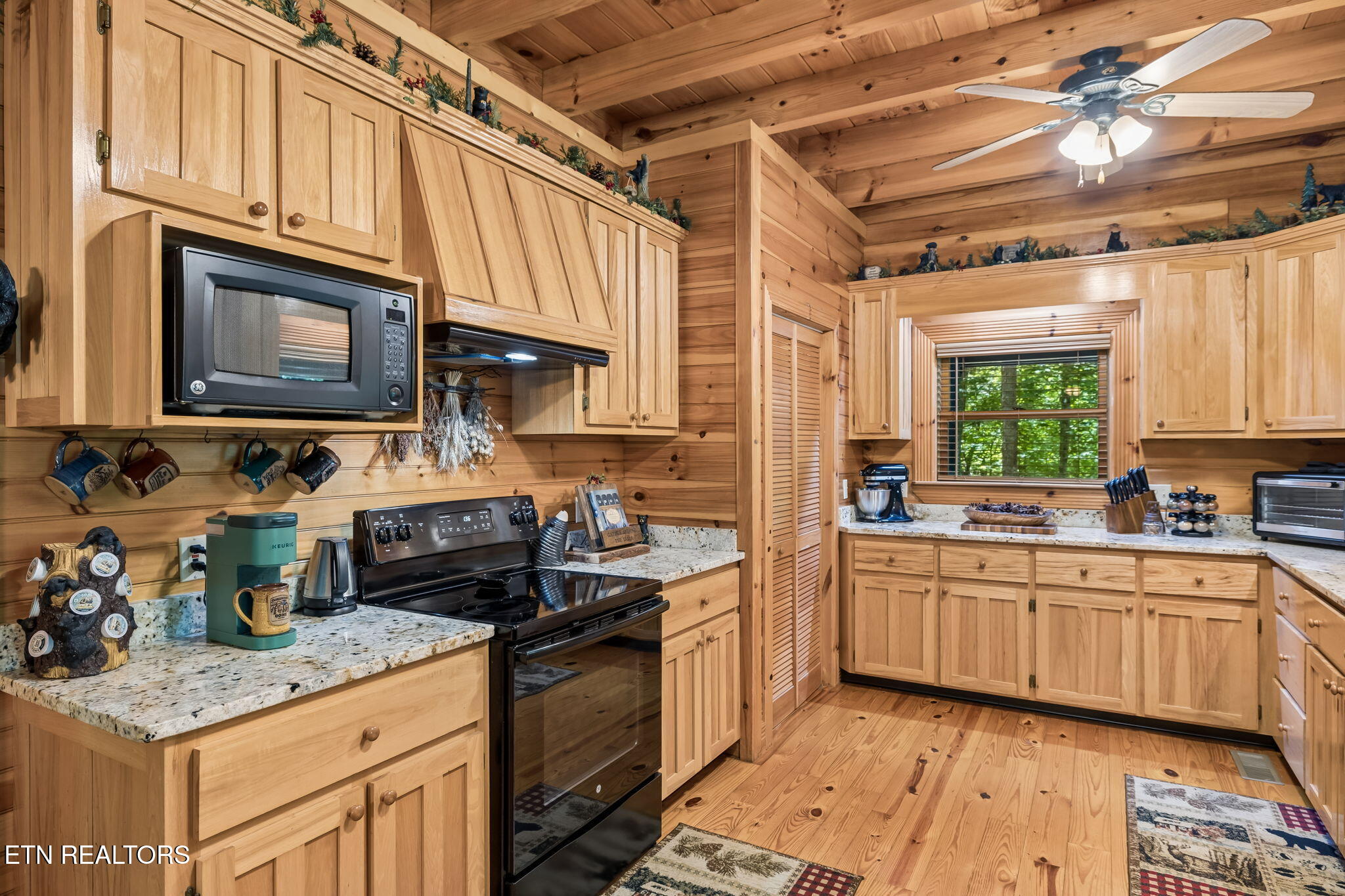 340 Doe Ridge Road Oneida TN 37841