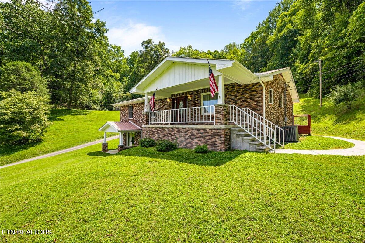 264&268 Little Cove Creek Road Caryville TN 37714