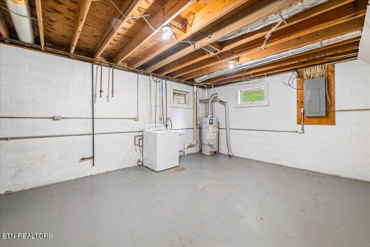 264&268 Little Cove Creek Road Caryville TN 37714