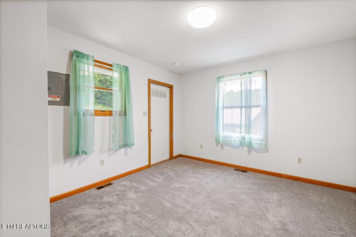 264&268 Little Cove Creek Road Caryville TN 37714