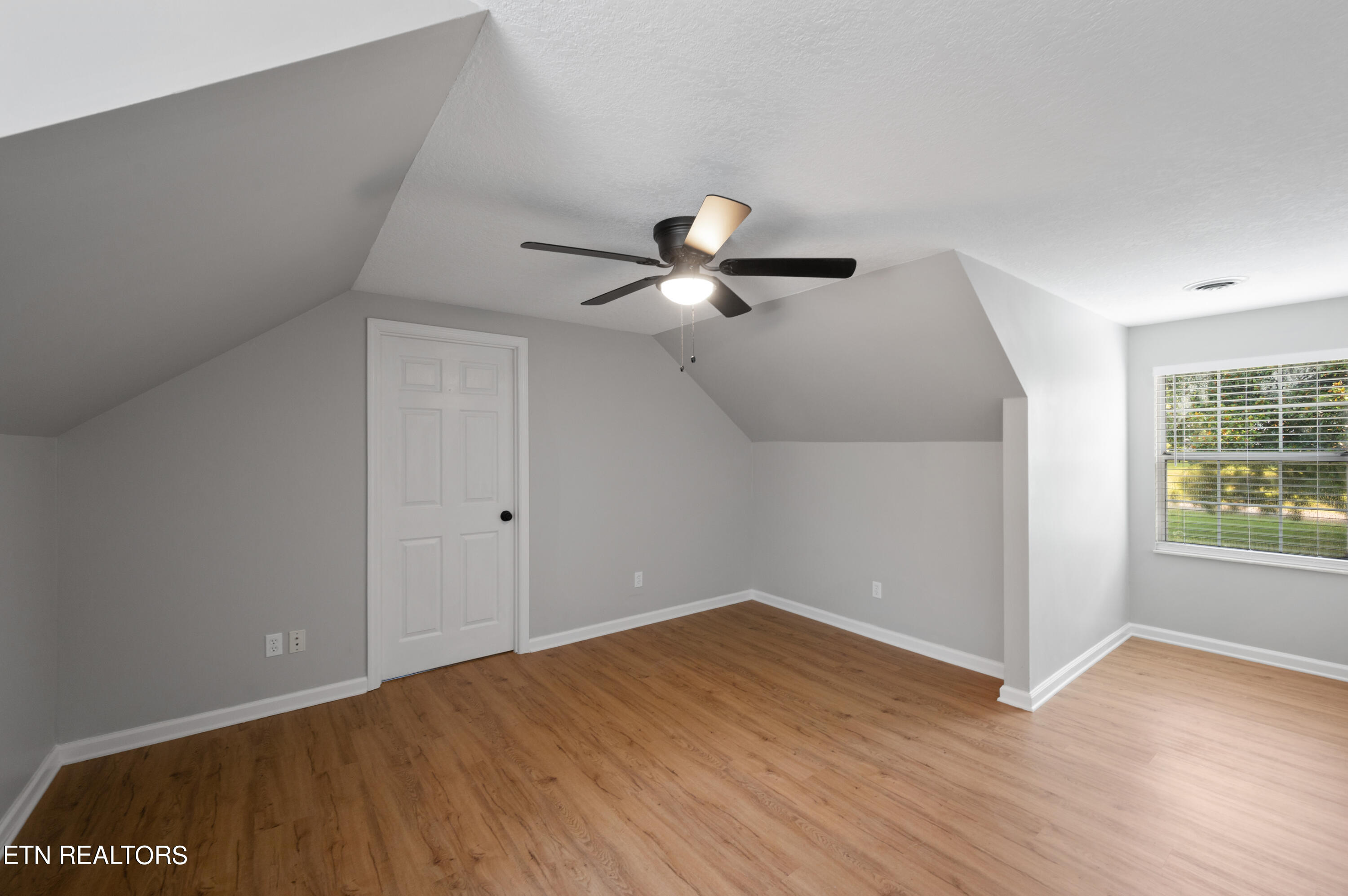 9708 Smoky Row Road Strawberry Plains TN 37871