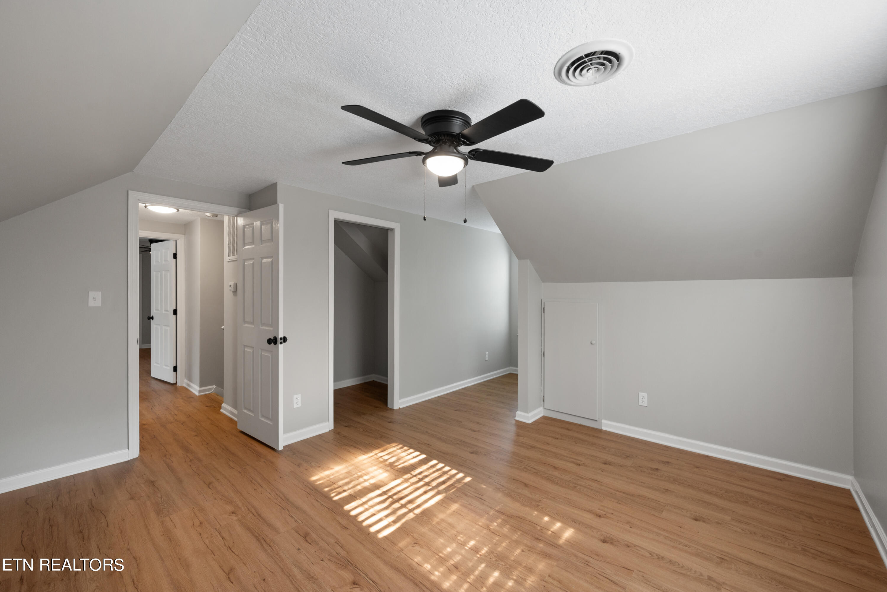 9708 Smoky Row Road Strawberry Plains TN 37871