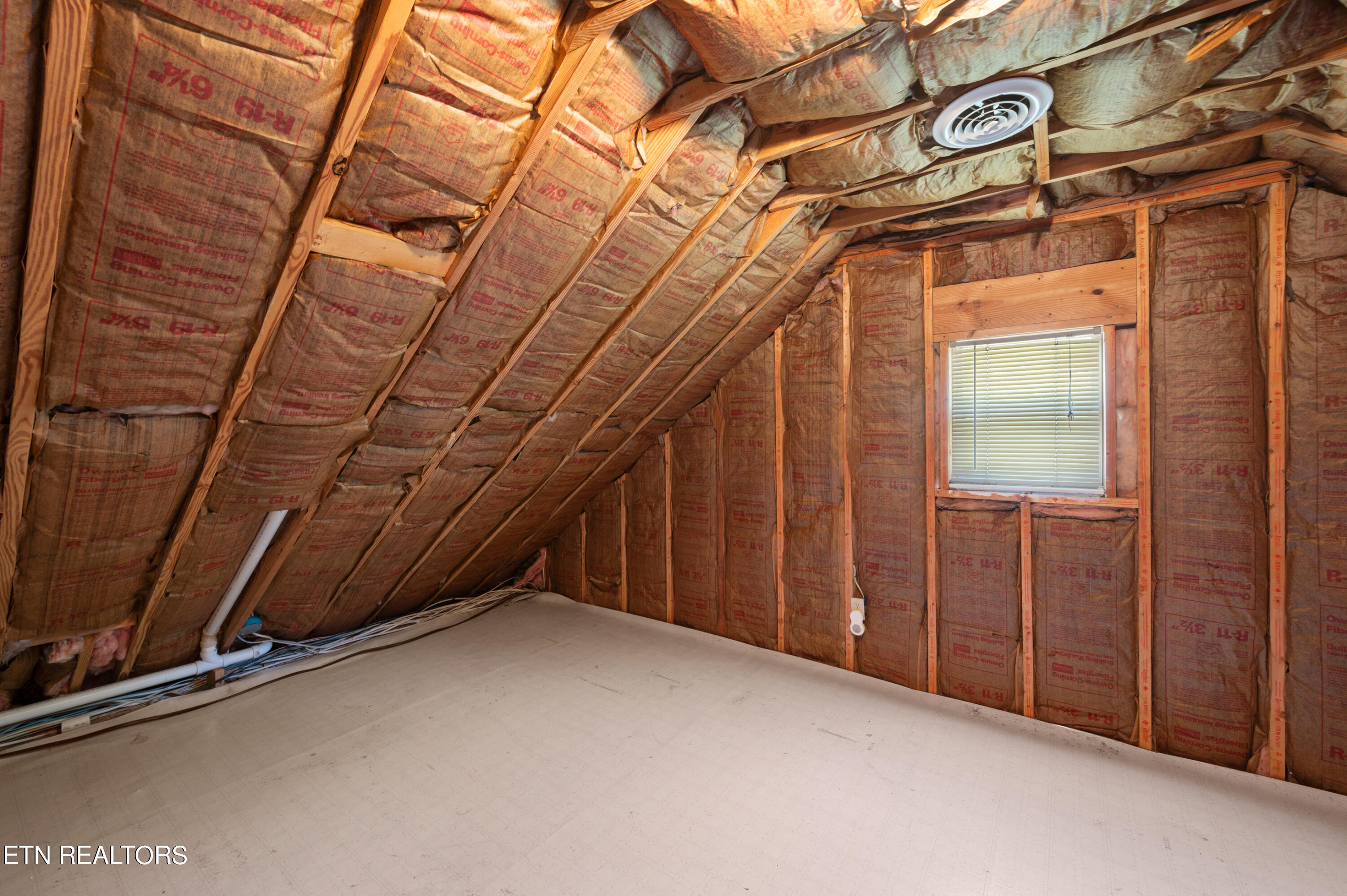 9708 Smoky Row Road Strawberry Plains TN 37871