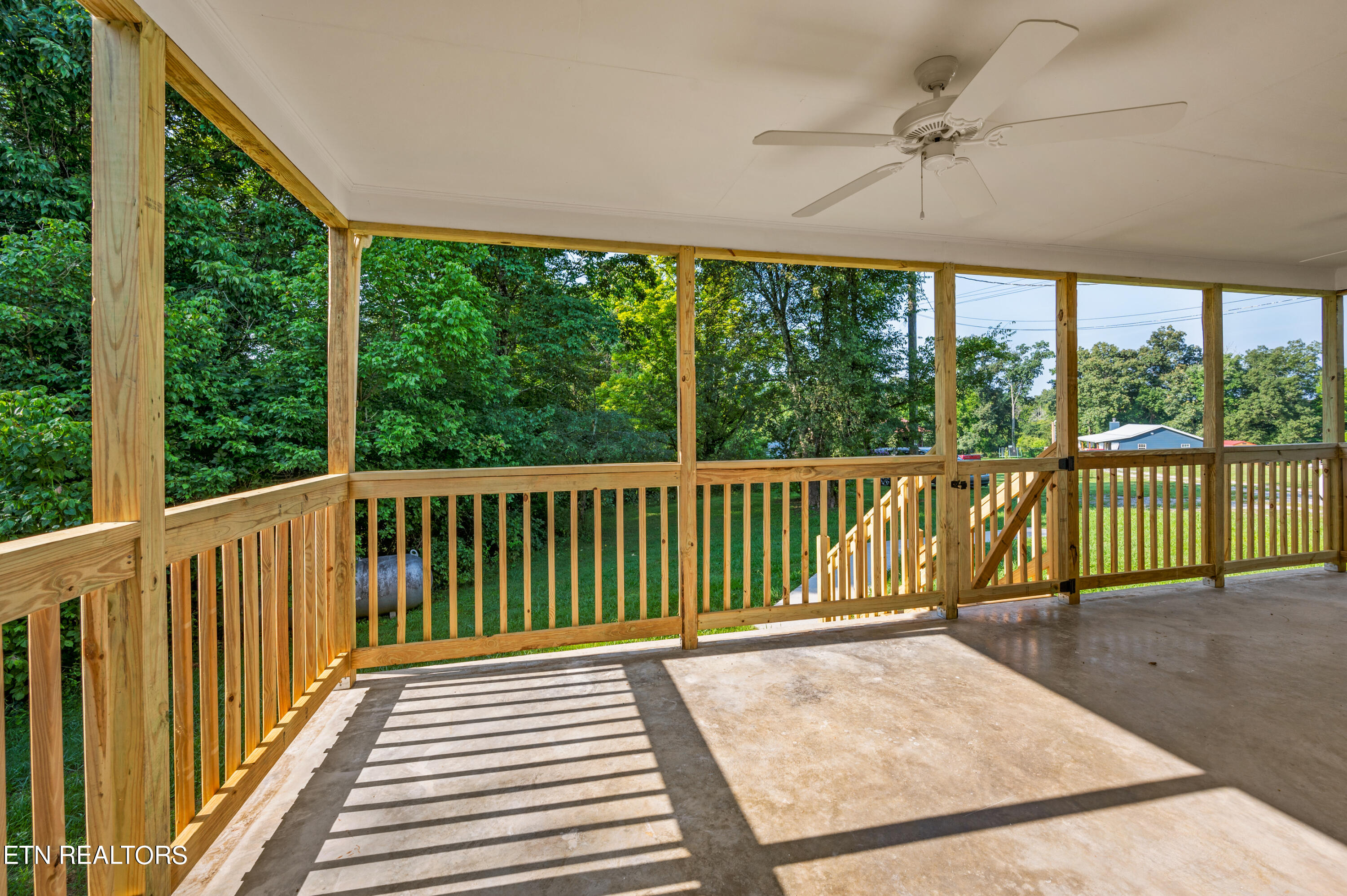 9708 Smoky Row Road Strawberry Plains TN 37871