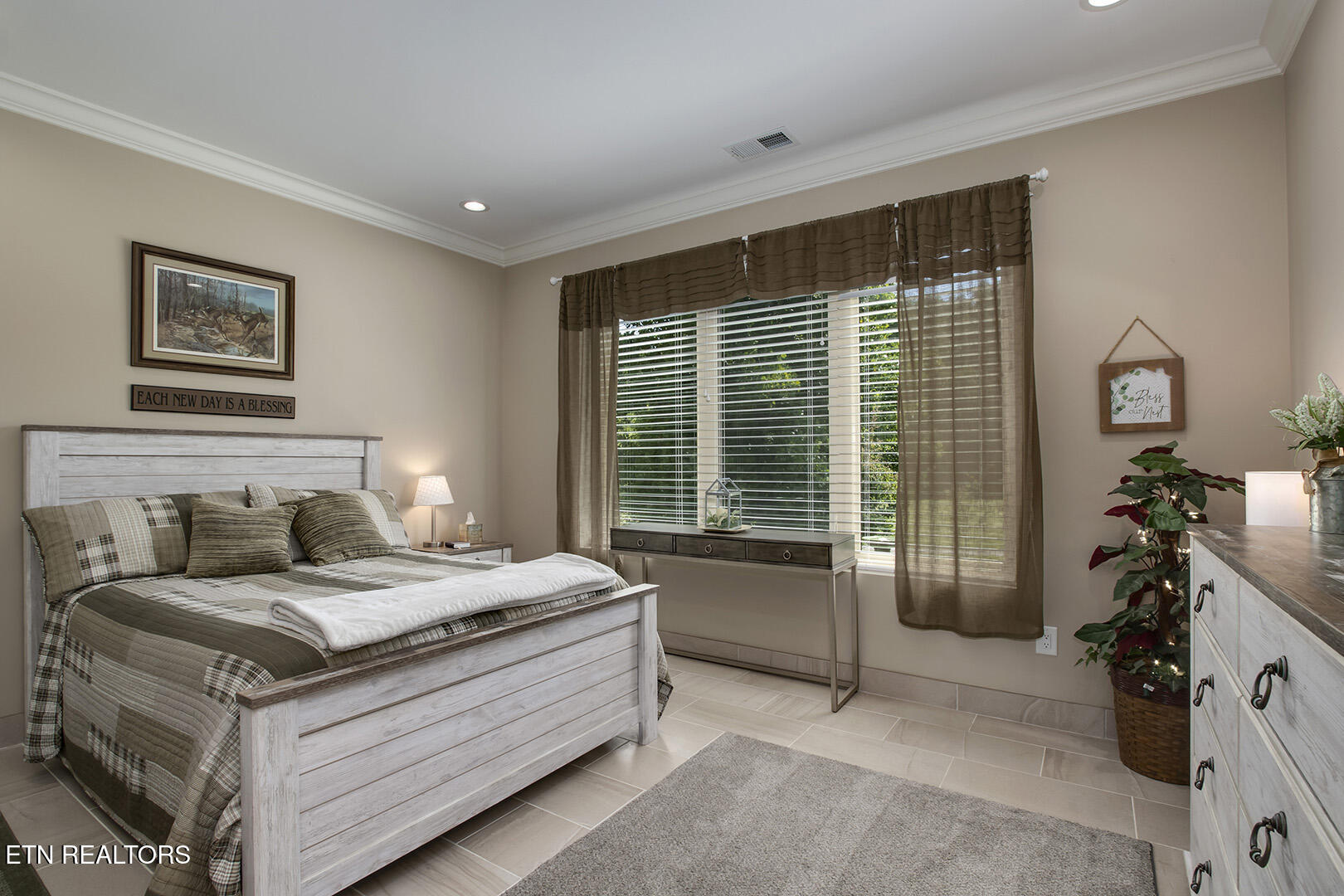 1203 Kahite Trail Vonore TN 37885