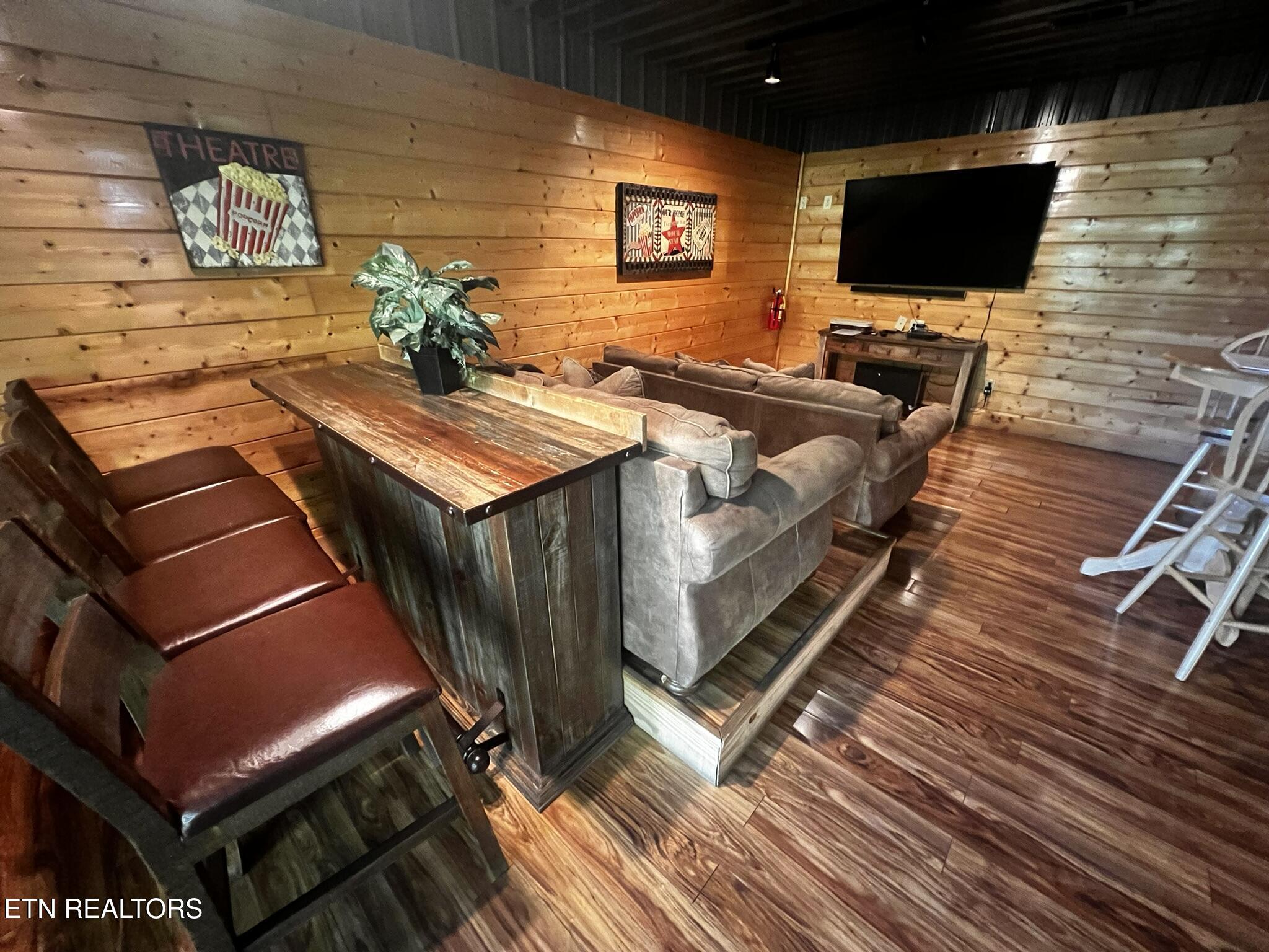 3216 White Falcon Way Pigeon Forge TN 37863