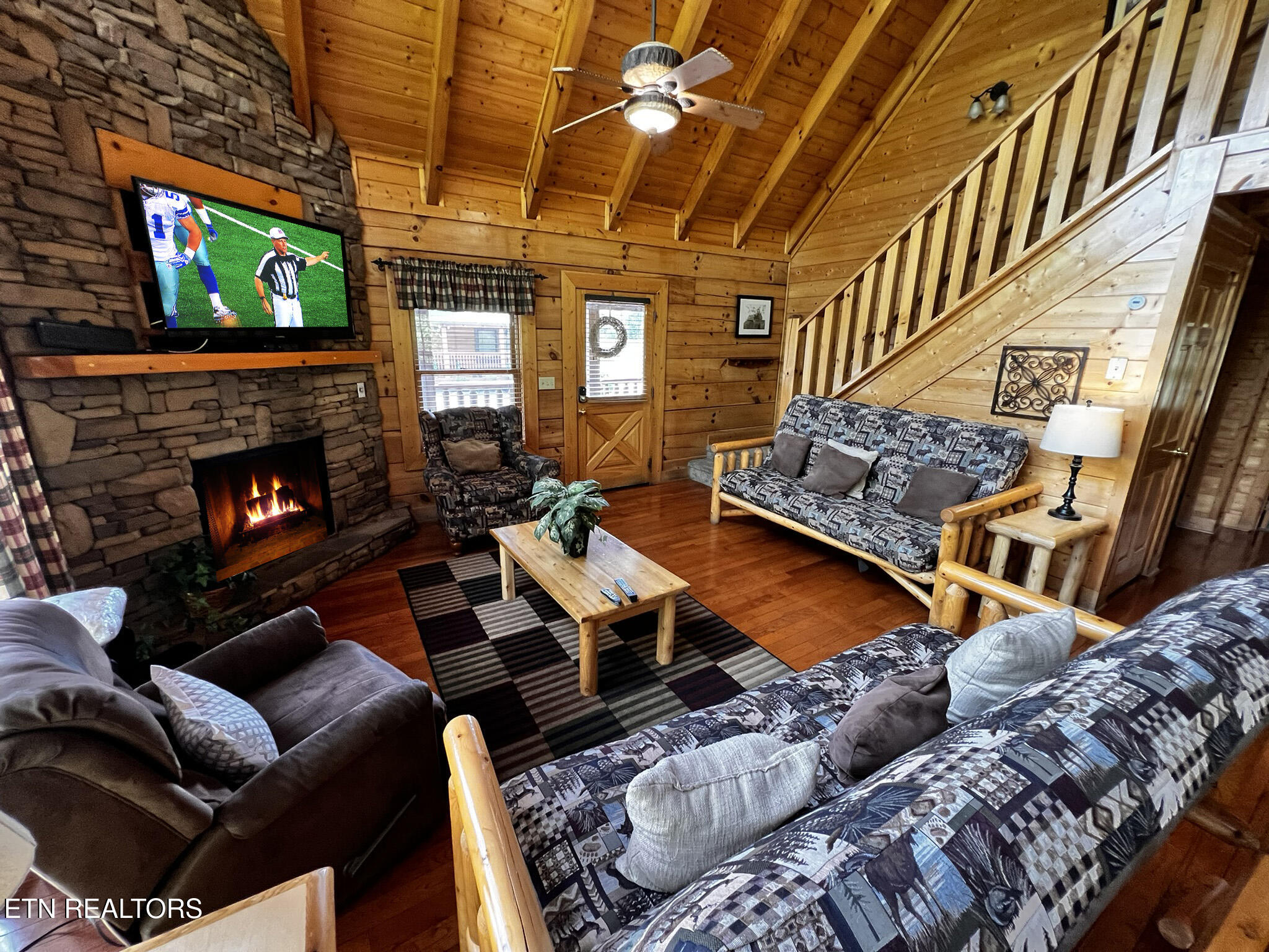 3216 White Falcon Way Pigeon Forge TN 37863