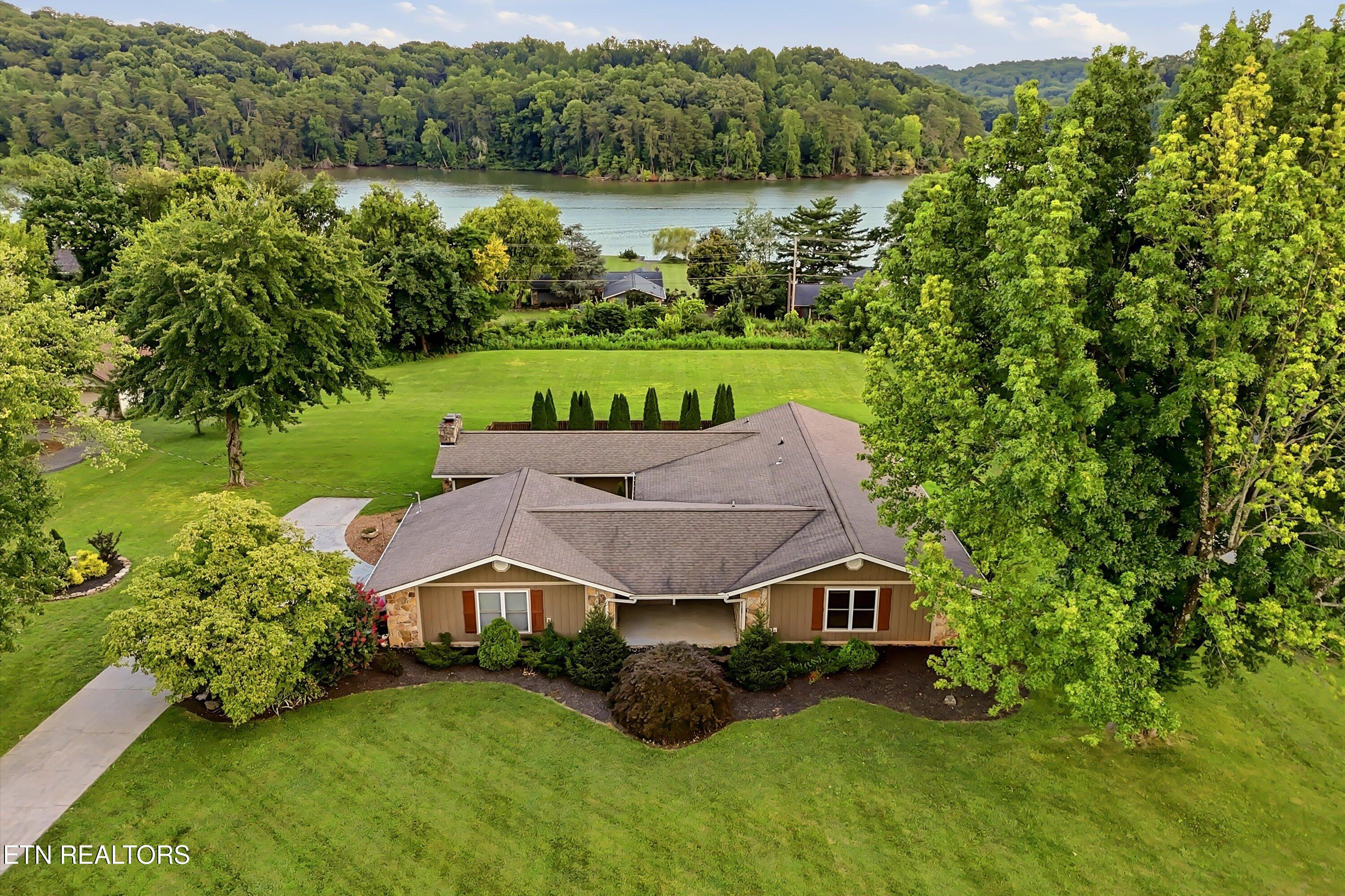 10100 El Pinar Drive Knoxville TN 37922