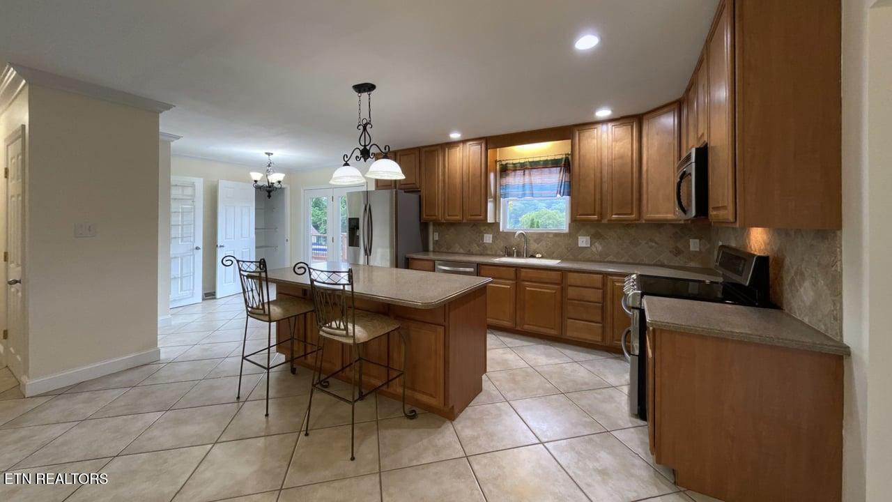10100 El Pinar Drive Knoxville TN 37922