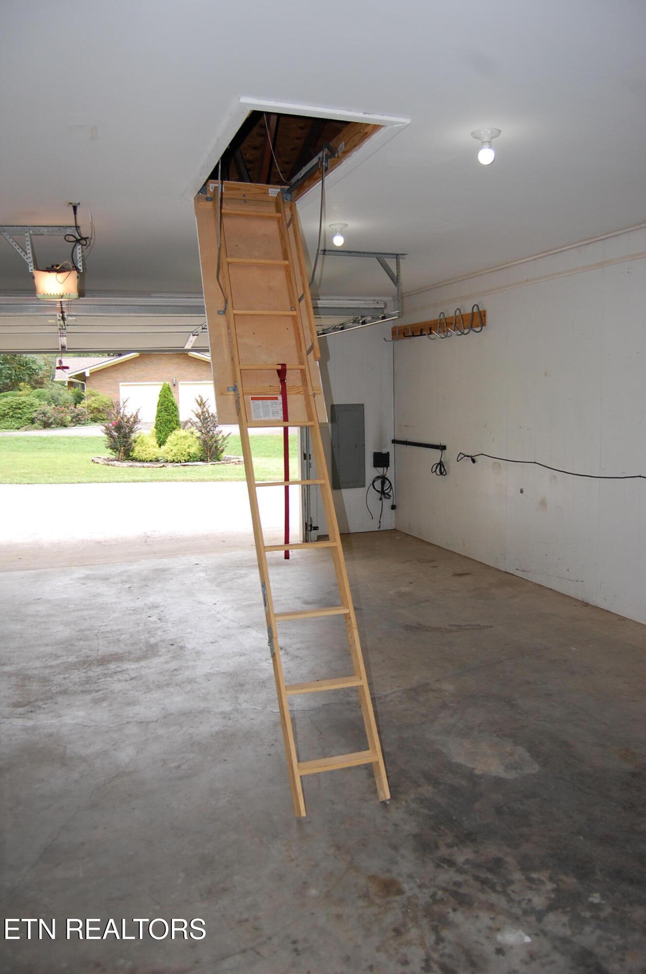 10100 El Pinar Drive Knoxville TN 37922