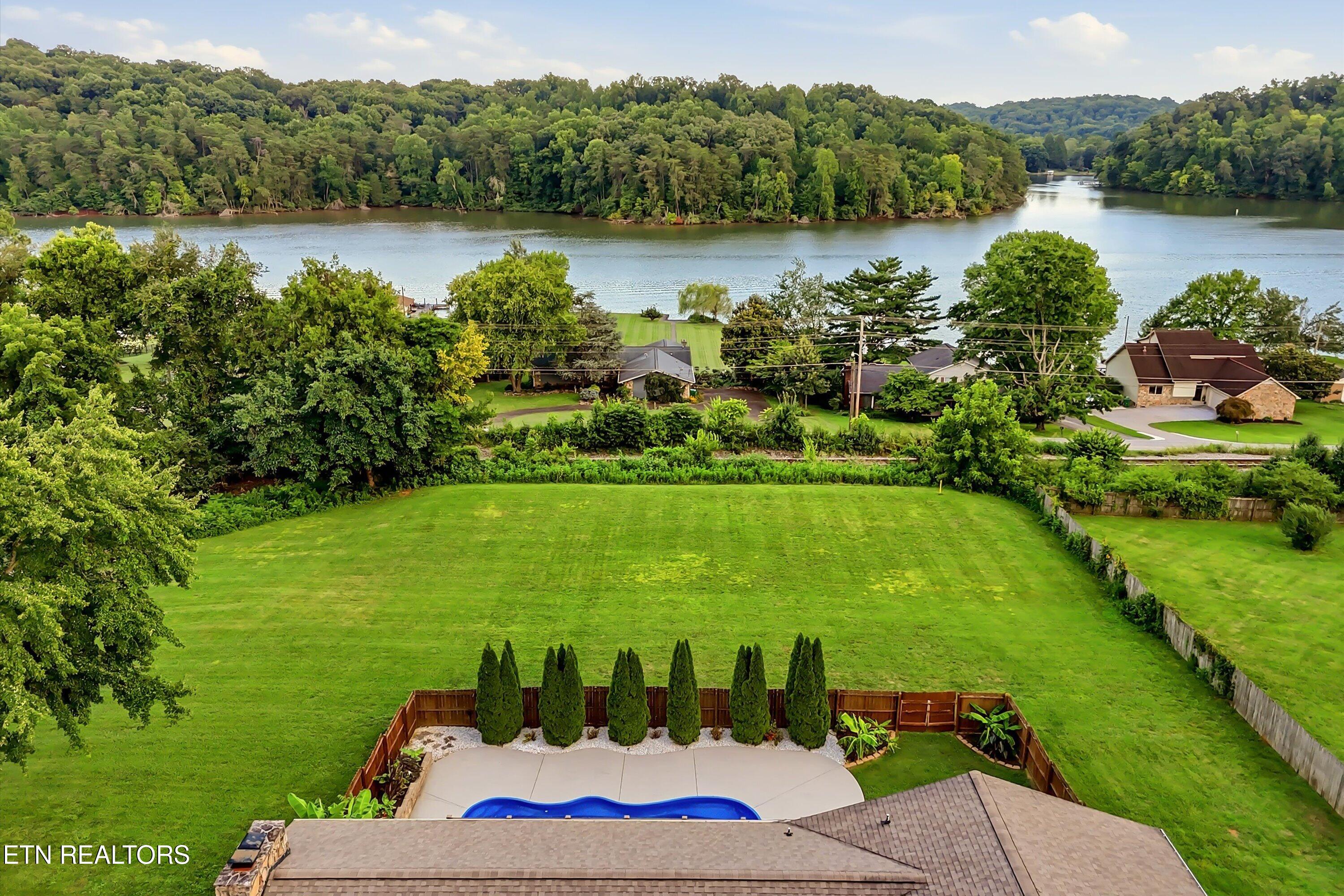 10100 El Pinar Drive Knoxville TN 37922