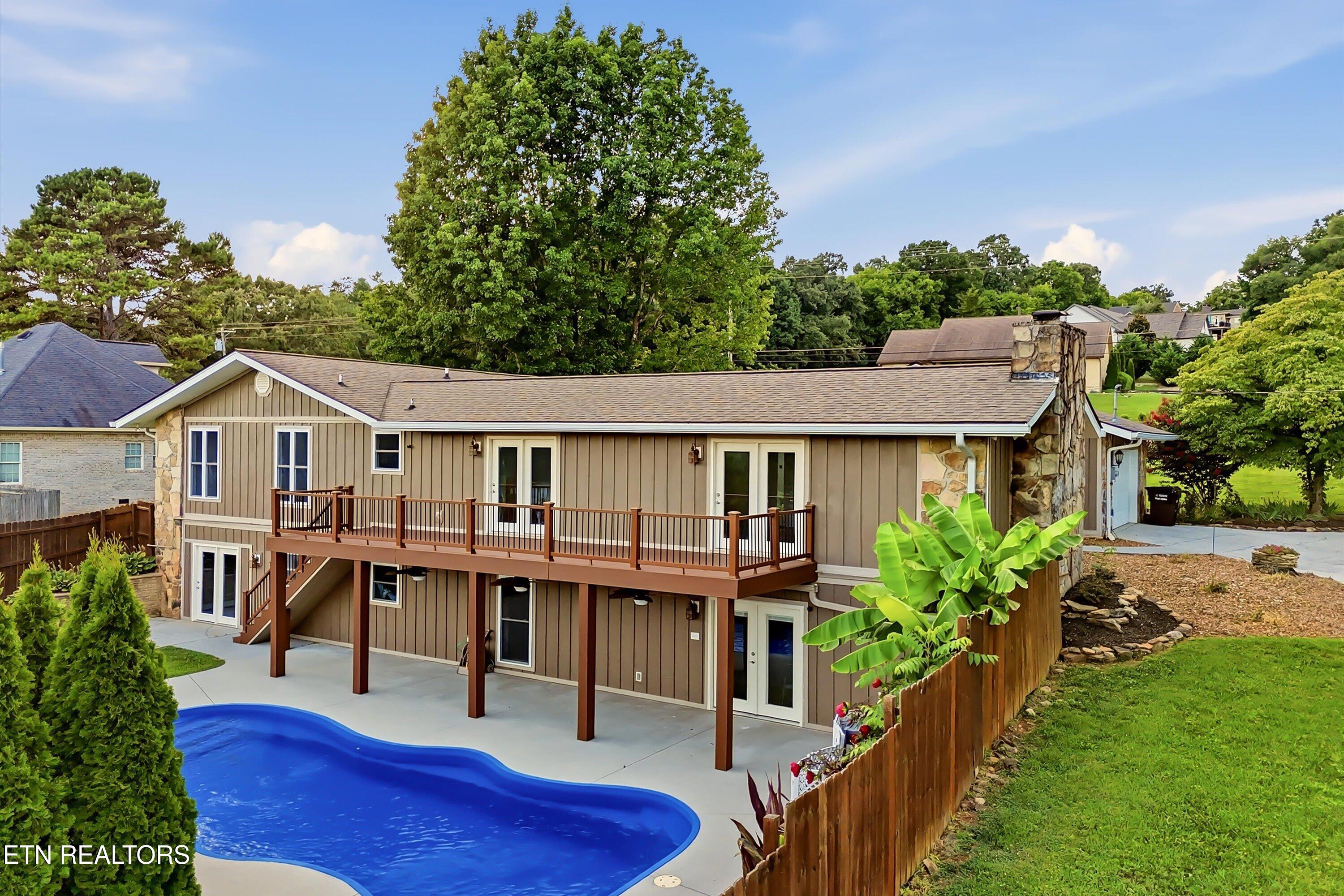 10100 El Pinar Drive Knoxville TN 37922